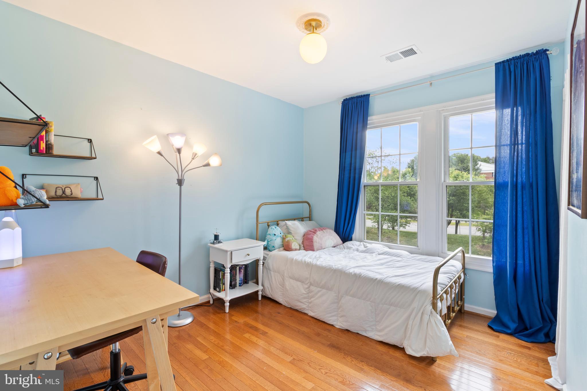 PINEY ORCHARD - Residential