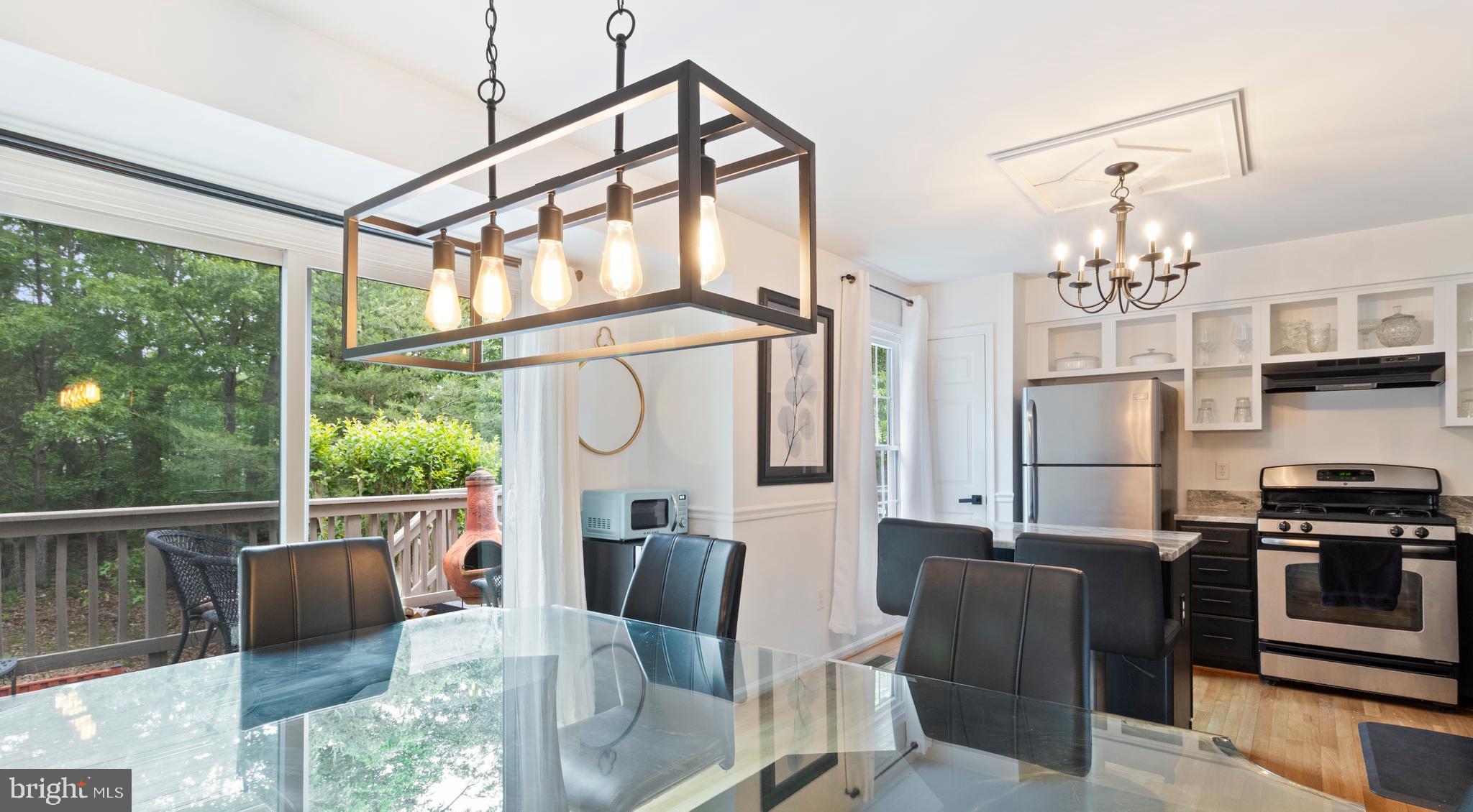 PINEY ORCHARD - Residential