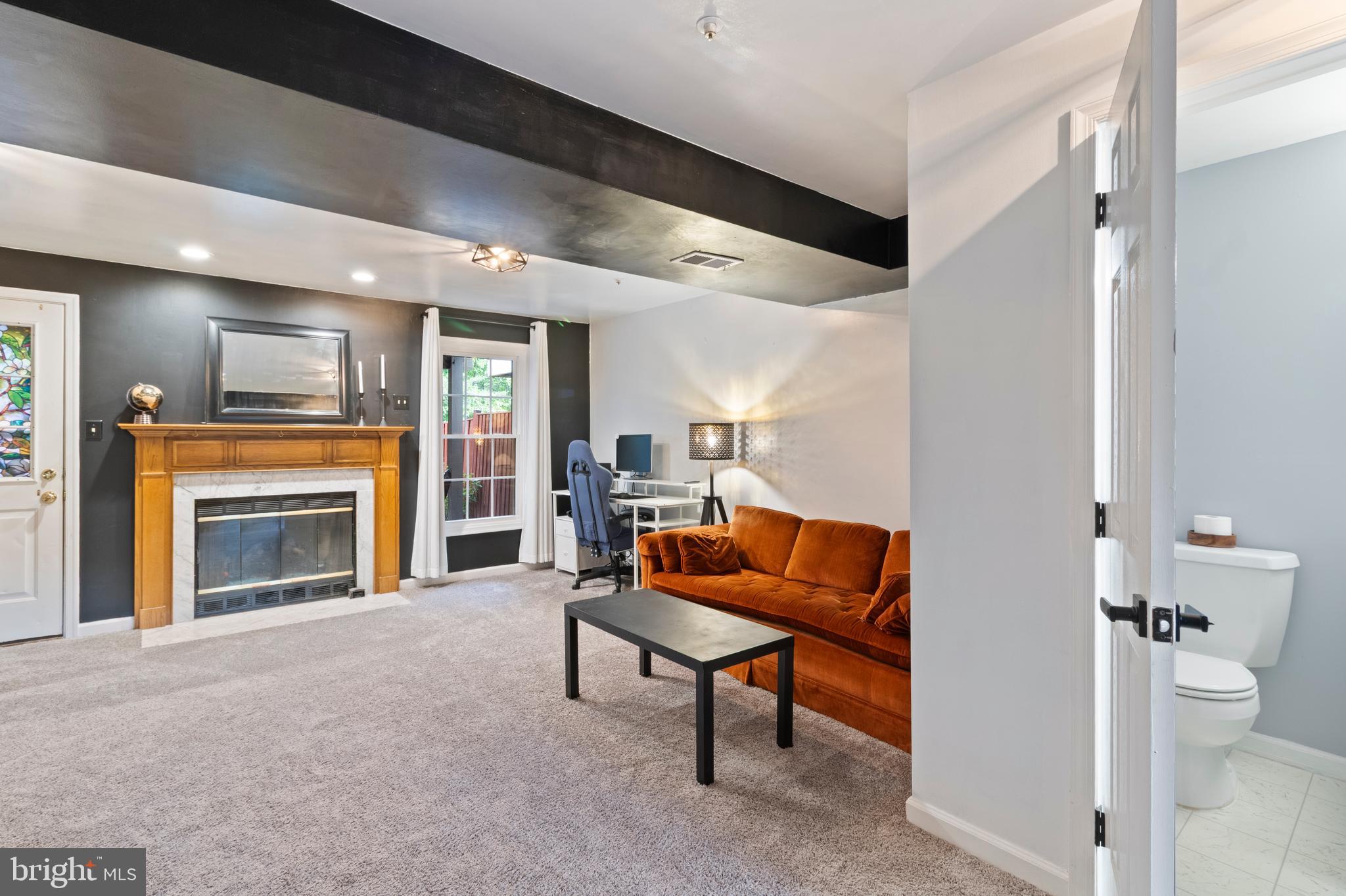 PINEY ORCHARD - Residential