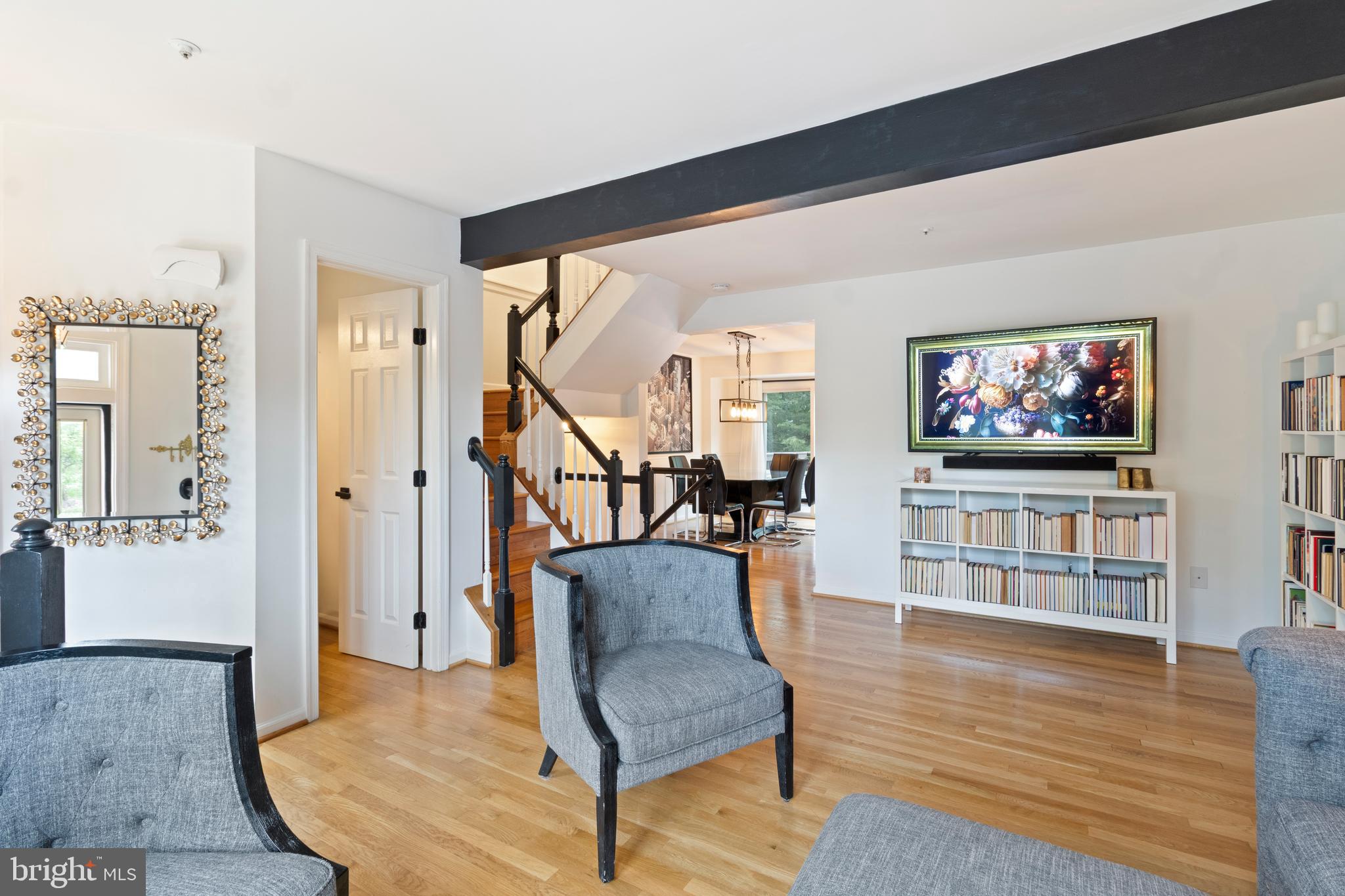 8618 PINE MEADOWS DRIVE