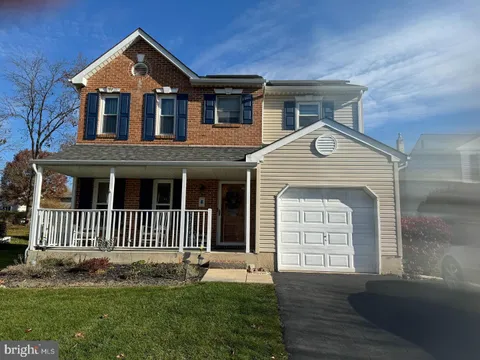 136 Hedgerow Drive, Souderton, PA MLS: PAMC2131802