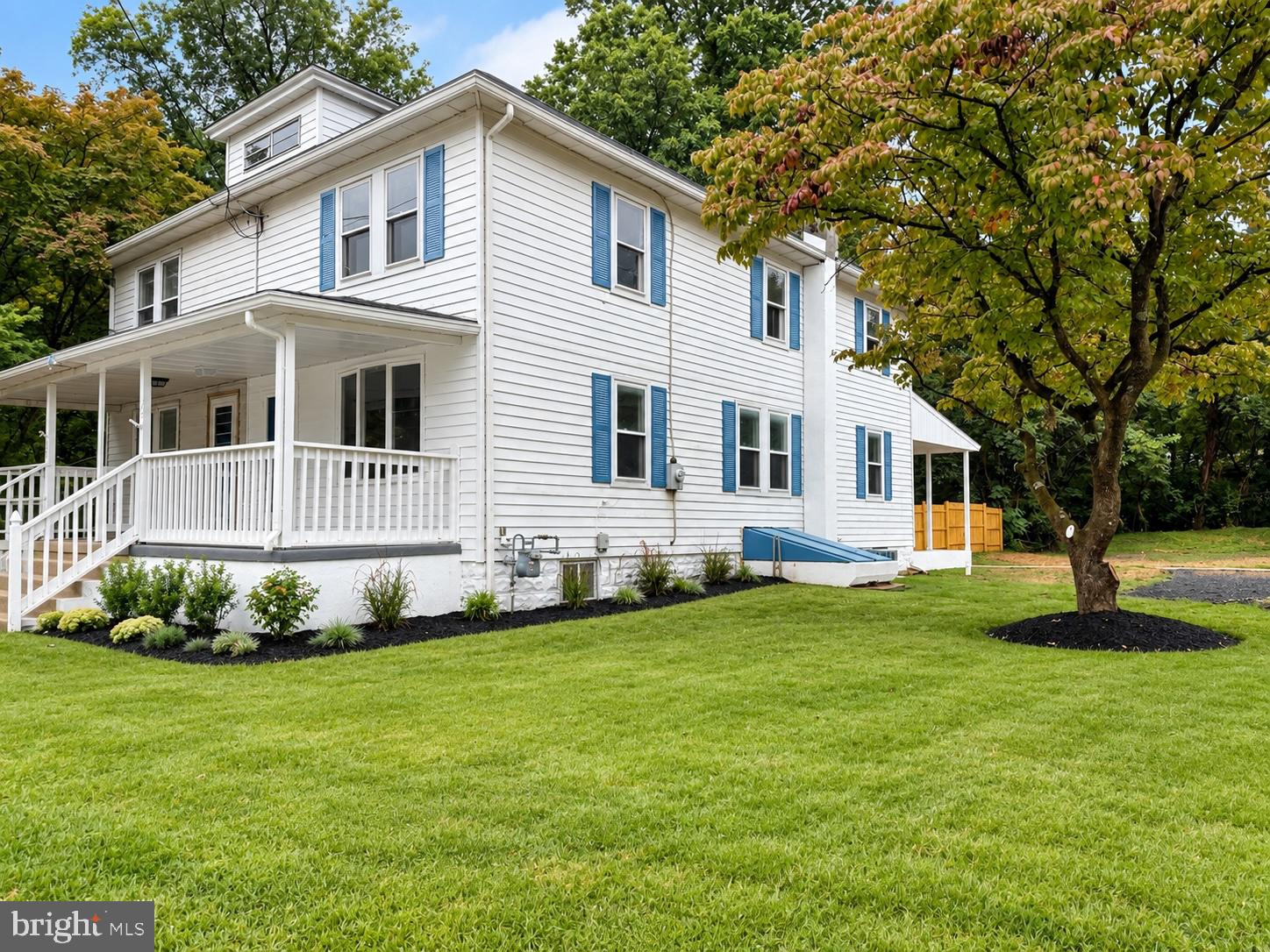 33 MANTUA ROAD