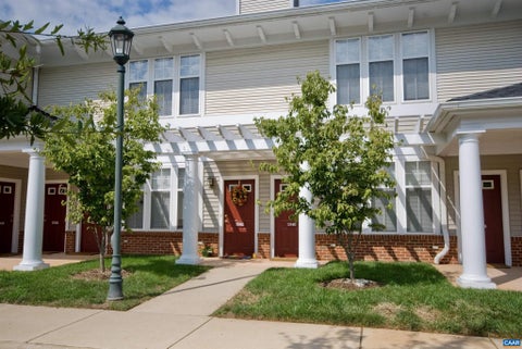Condo For Rent - 1784 Sugar Maple Ct Ct<br/> Albemarle County, CHARLOTTESVILLE, VA 22903