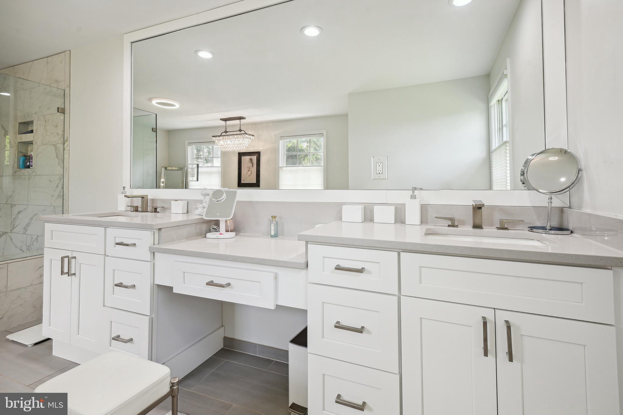 MCAULEY PARK - Residential