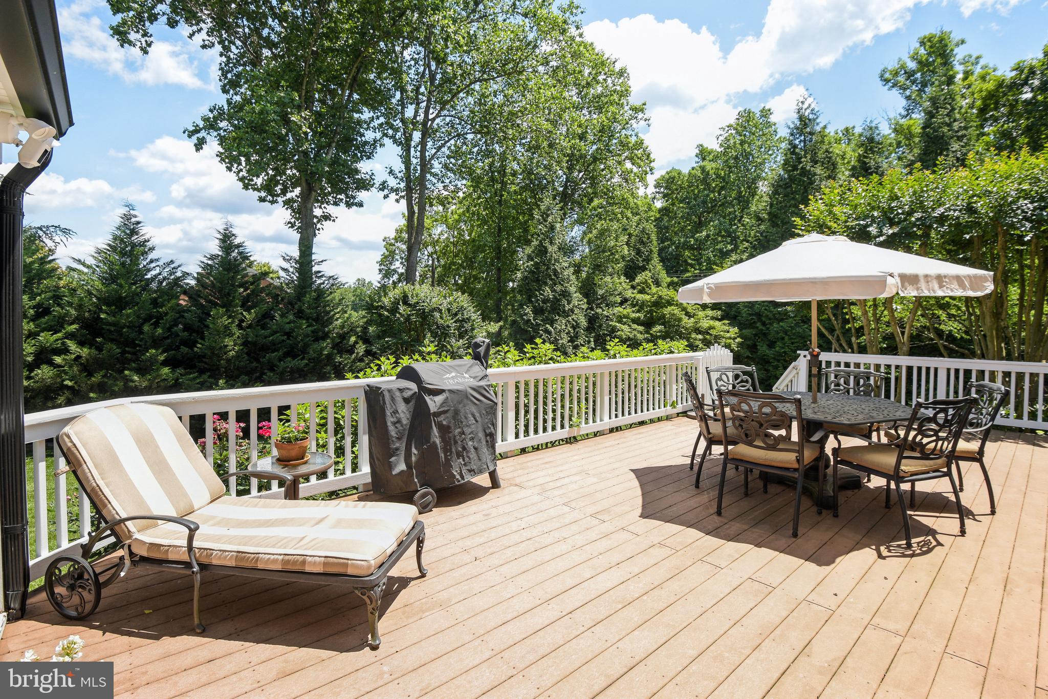 MCAULEY PARK - Residential