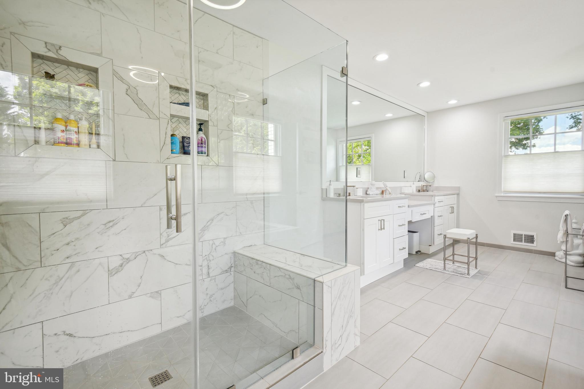 MCAULEY PARK - Residential