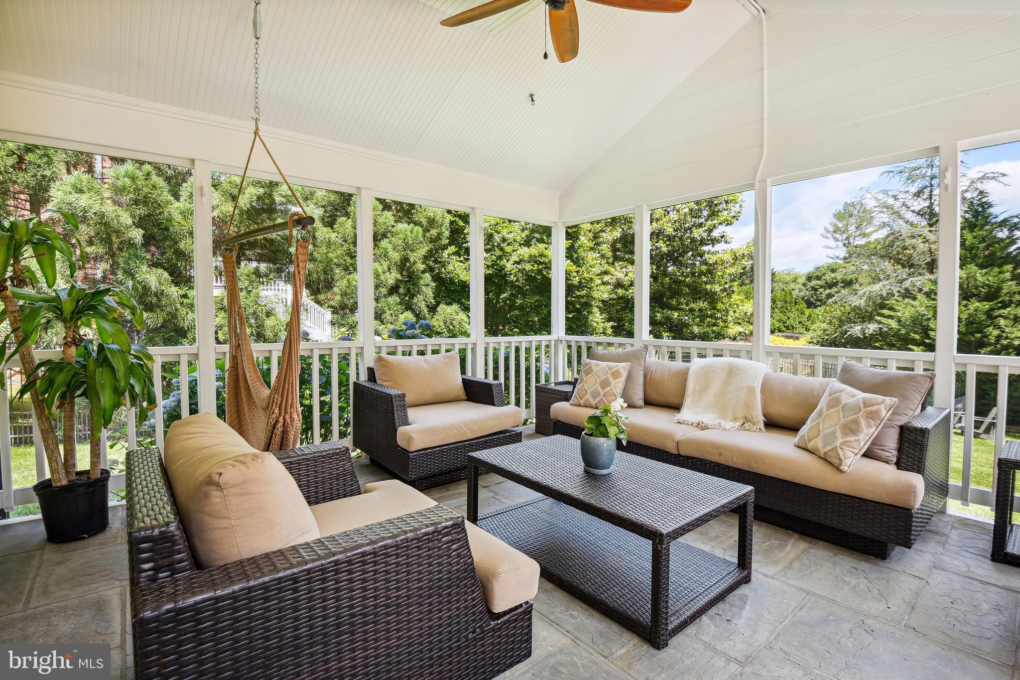 MCAULEY PARK - Residential