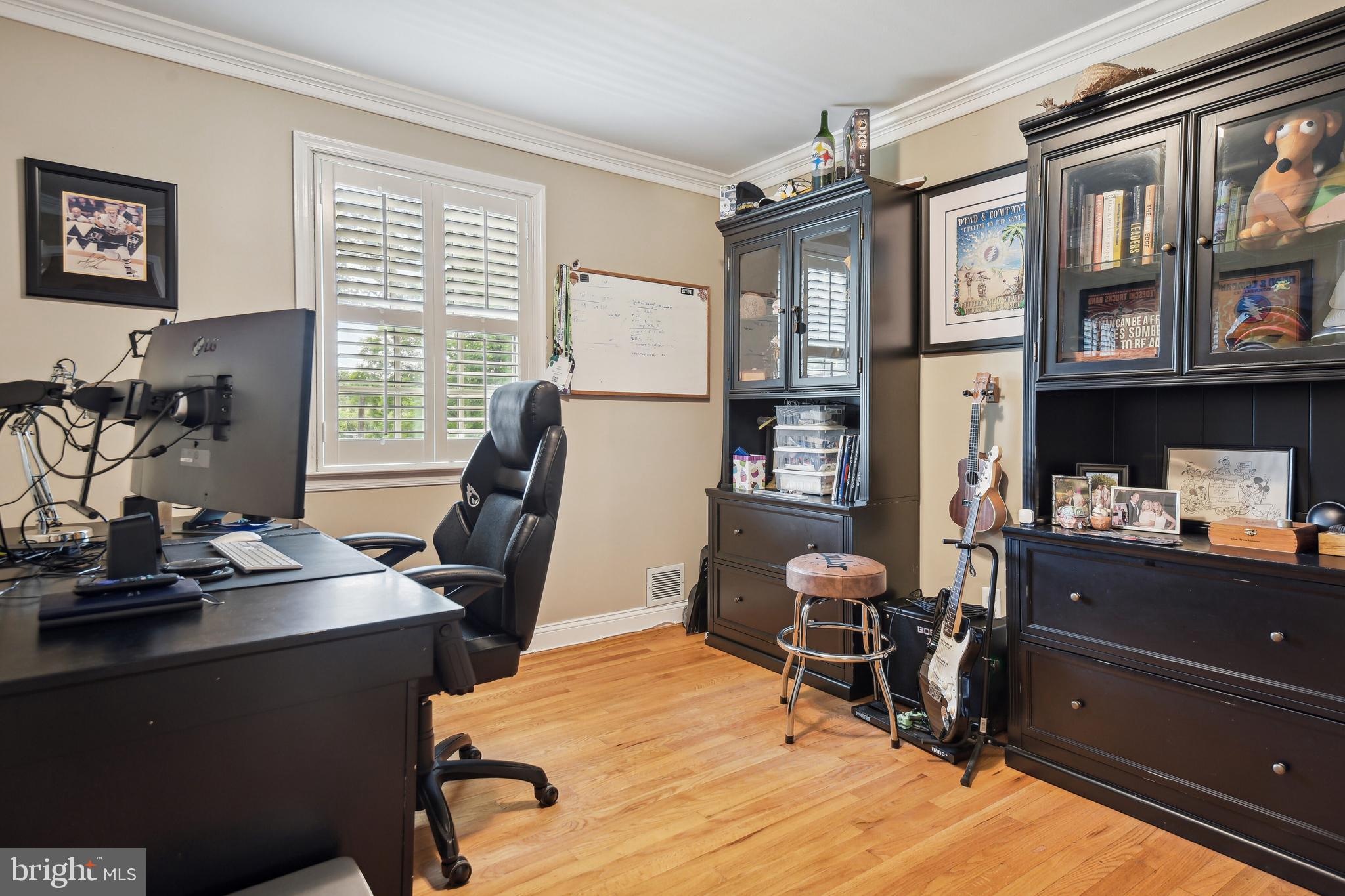 MCAULEY PARK - Residential