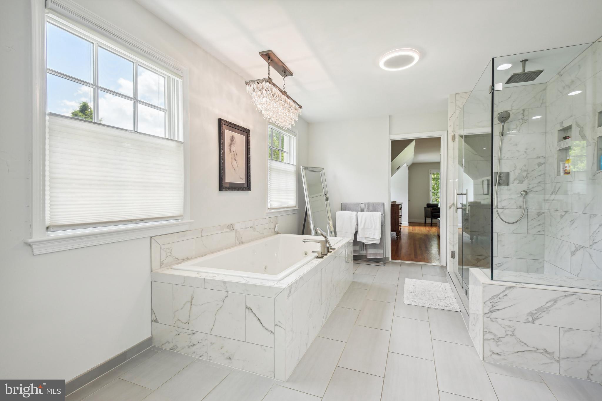 MCAULEY PARK - Residential