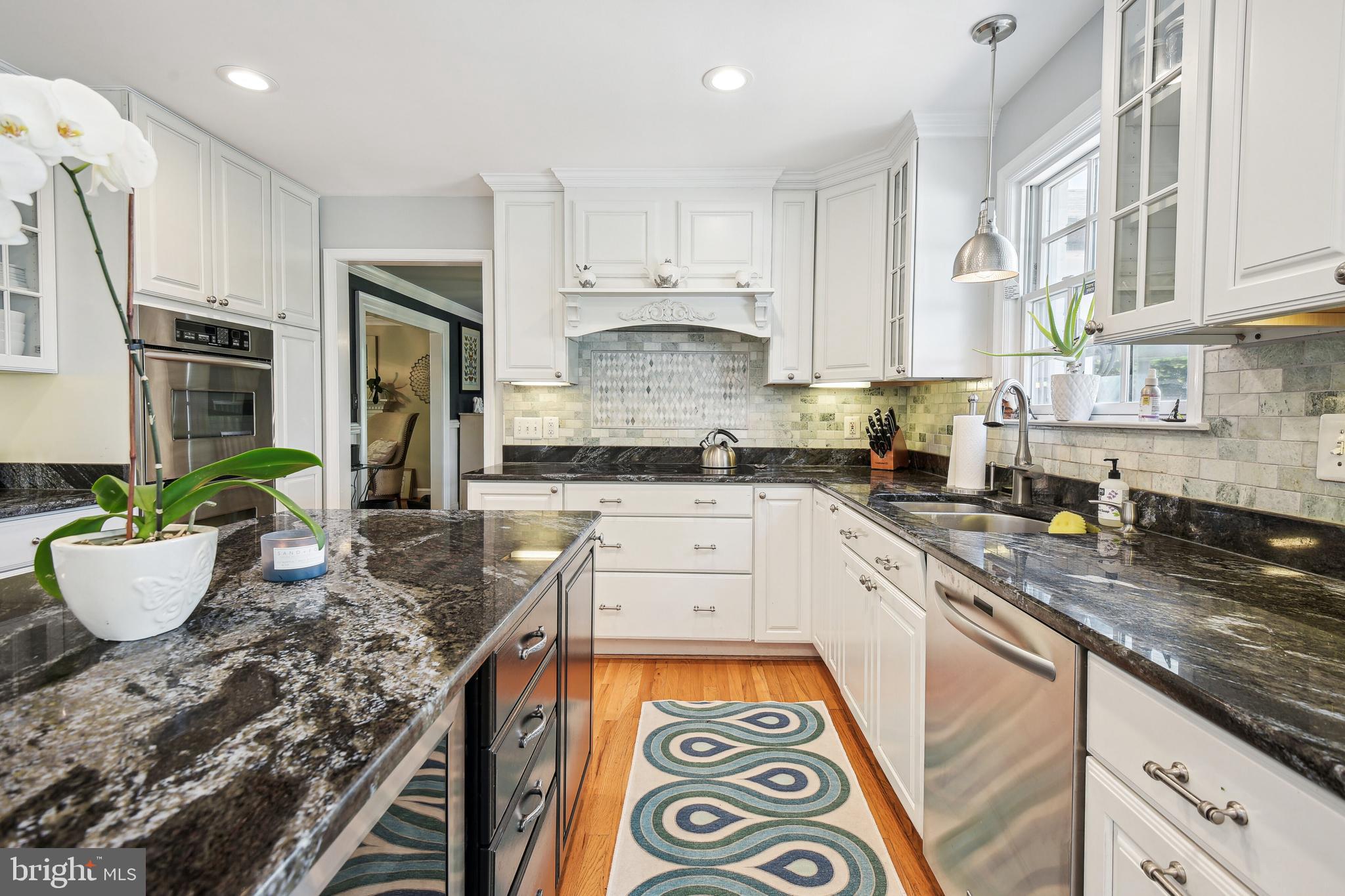 MCAULEY PARK - Residential