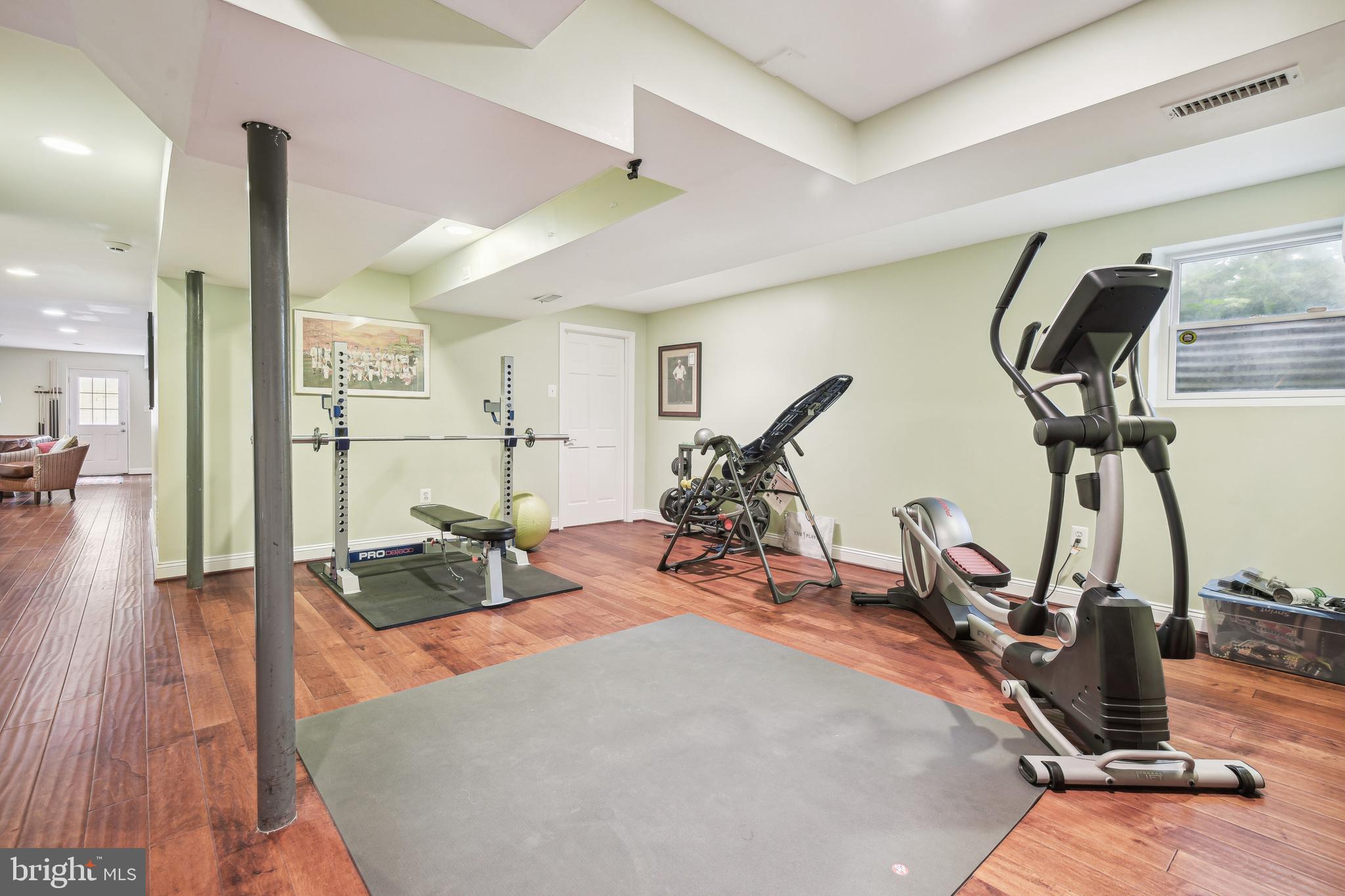 MCAULEY PARK - Residential