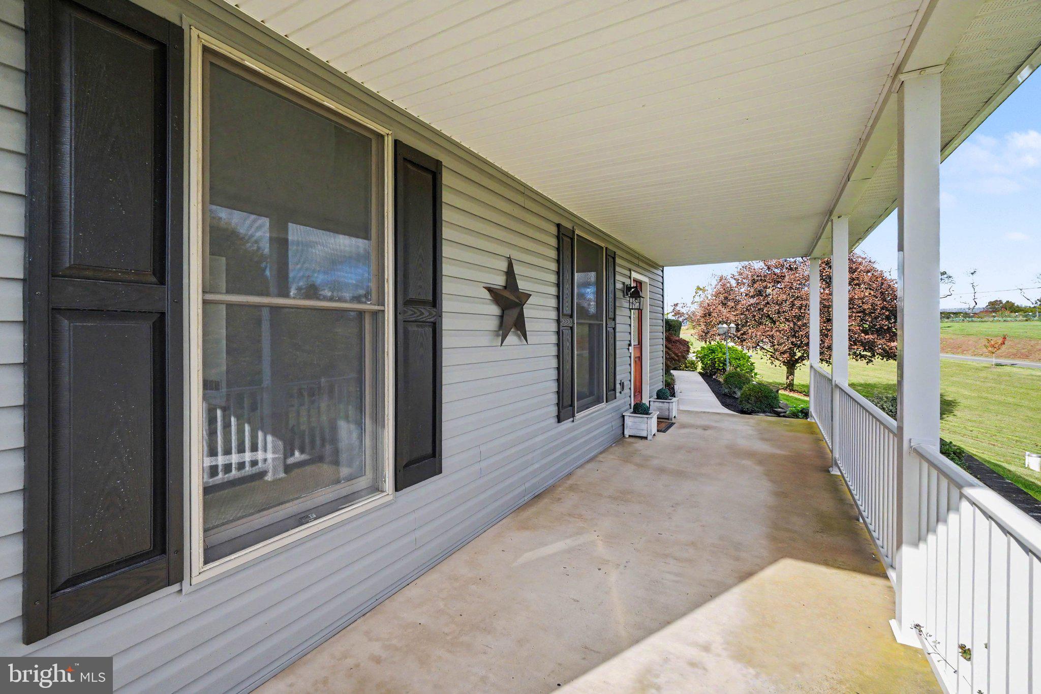 611 FAIRGROUND ROAD