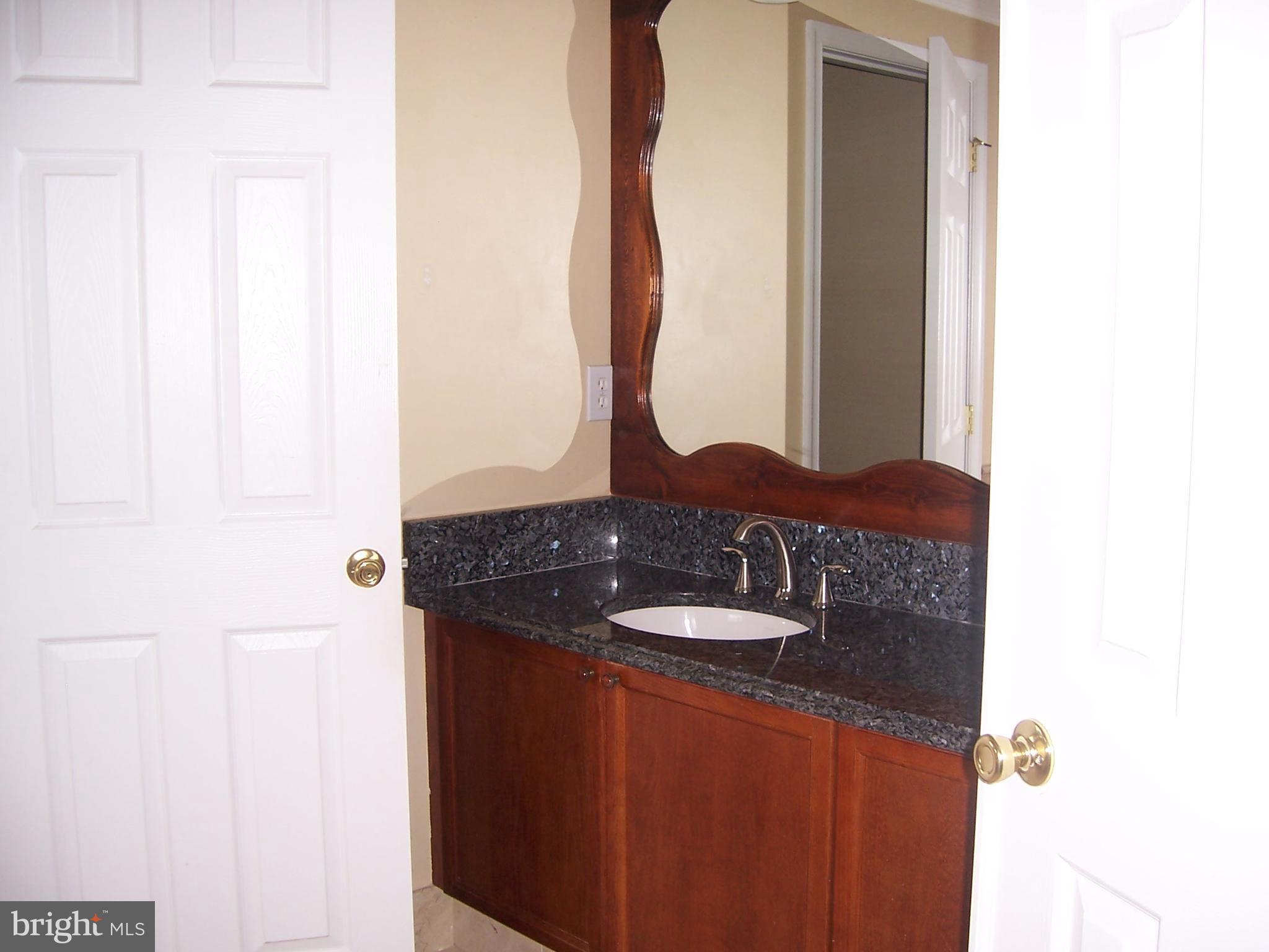 BENTWOOD ESTATES - Residential Lease