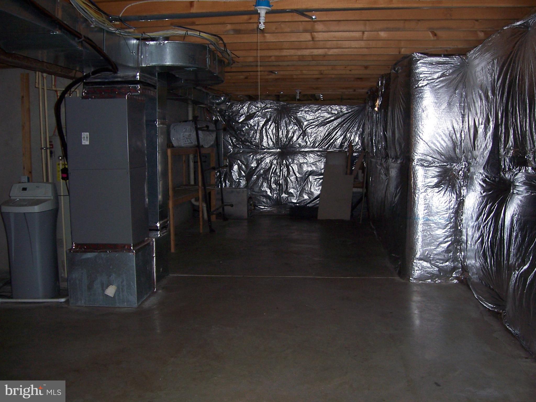 BENTWOOD ESTATES - Residential Lease