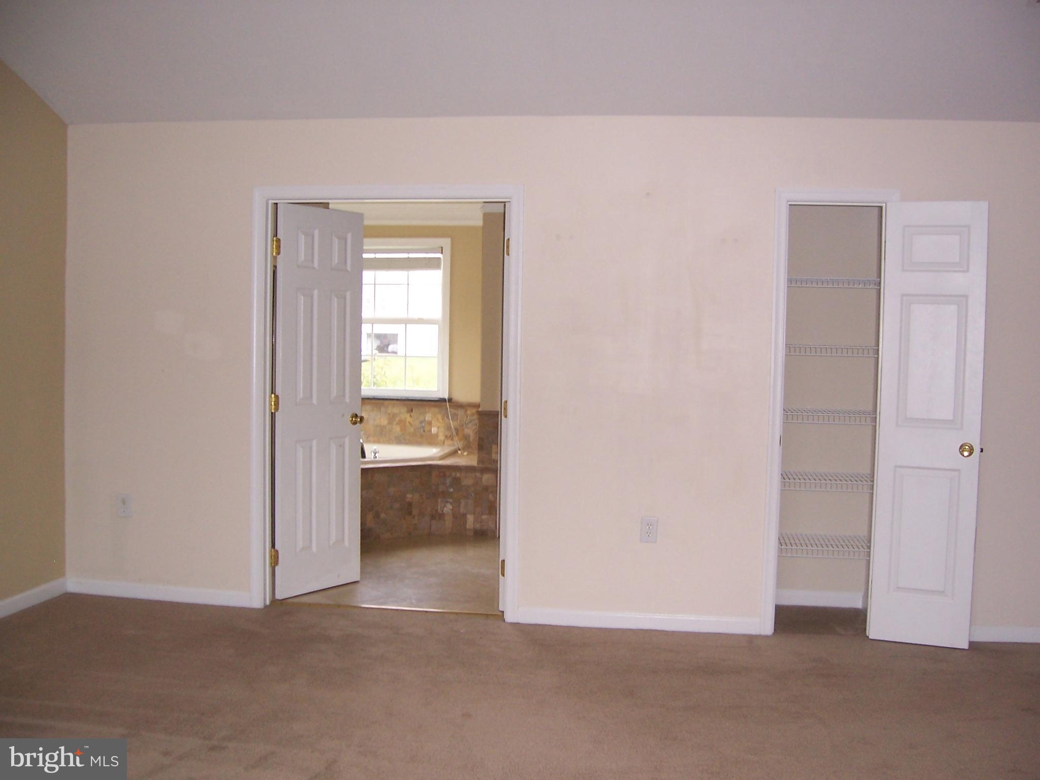 BENTWOOD ESTATES - Residential Lease