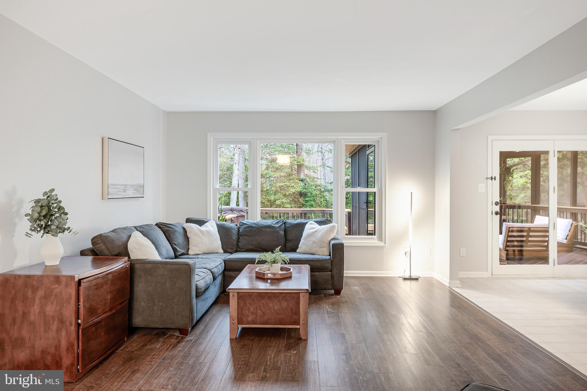 FOX MILL WOODS - Residential