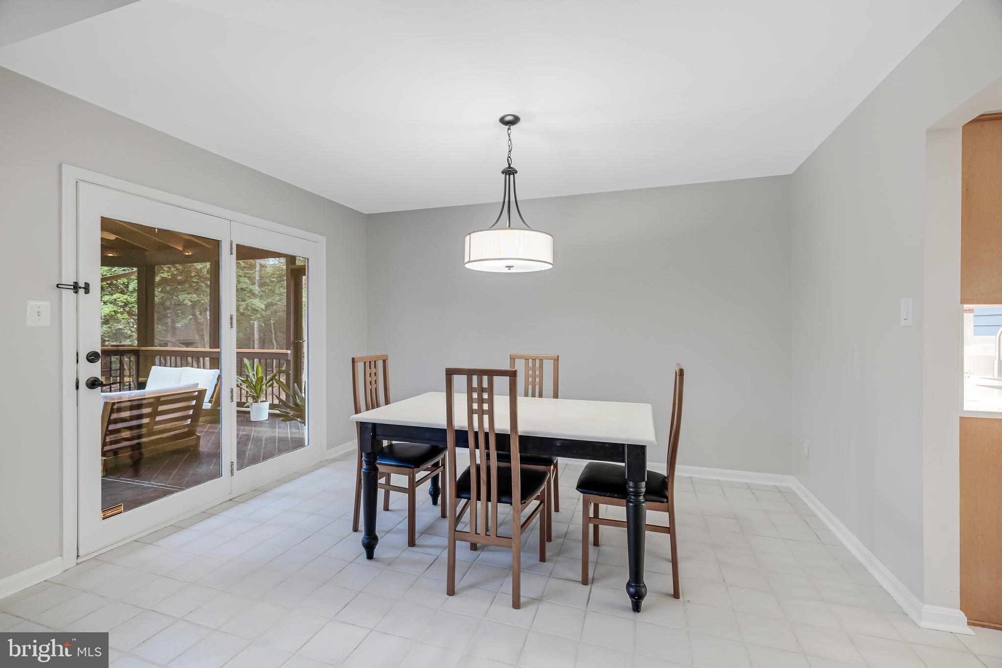 FOX MILL WOODS - Residential