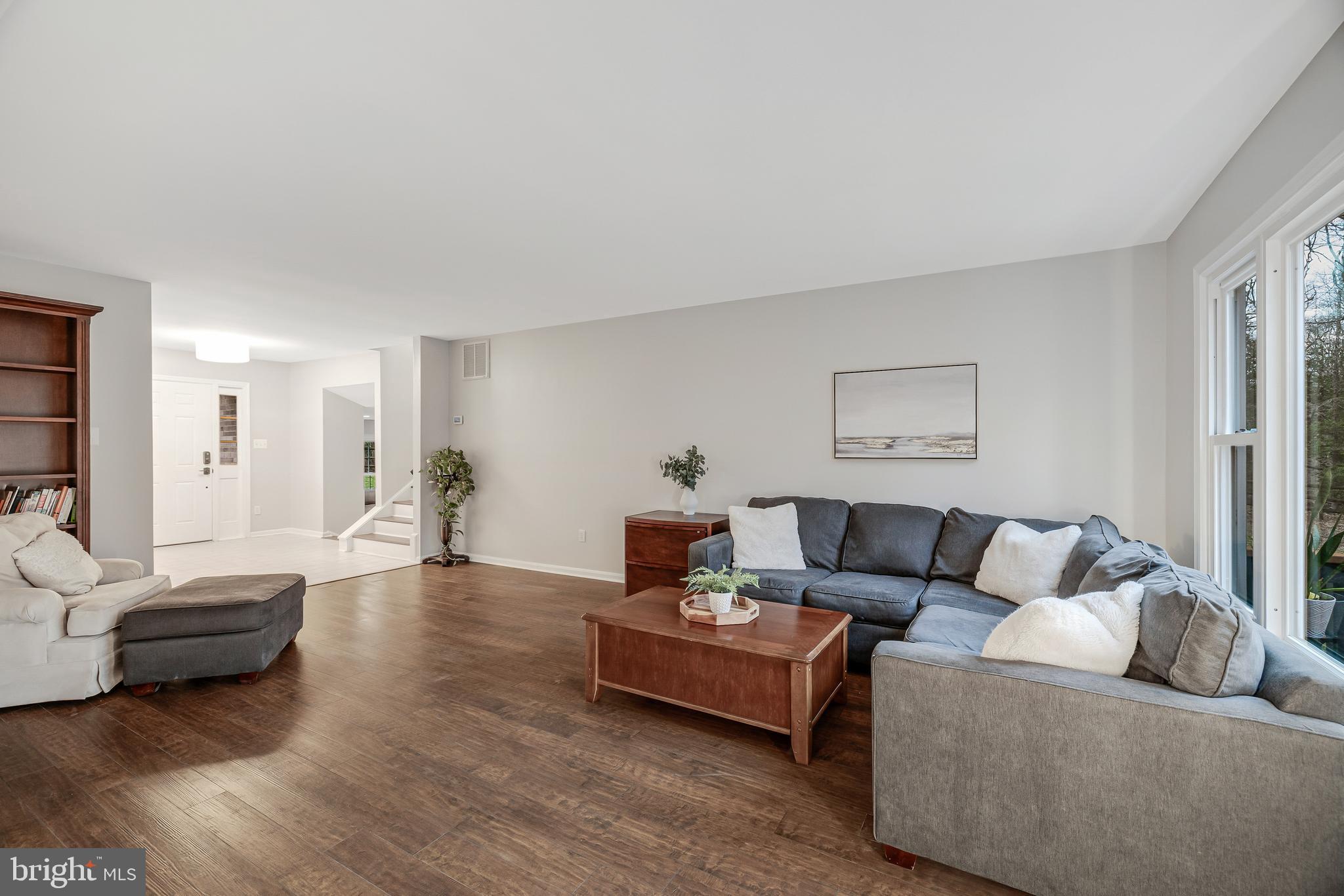 FOX MILL WOODS - Residential