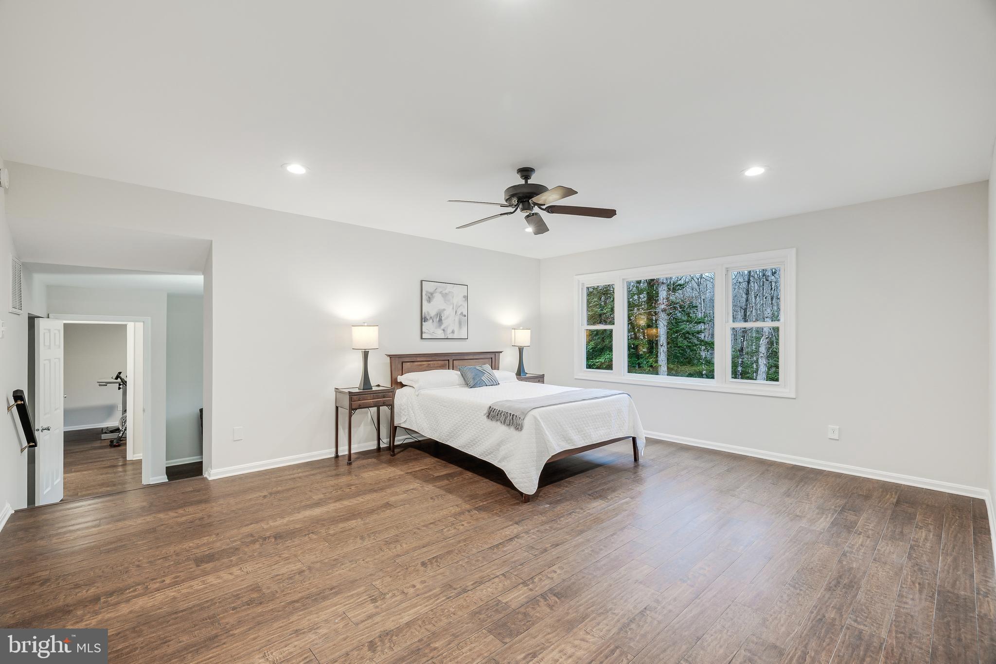 FOX MILL WOODS - Residential