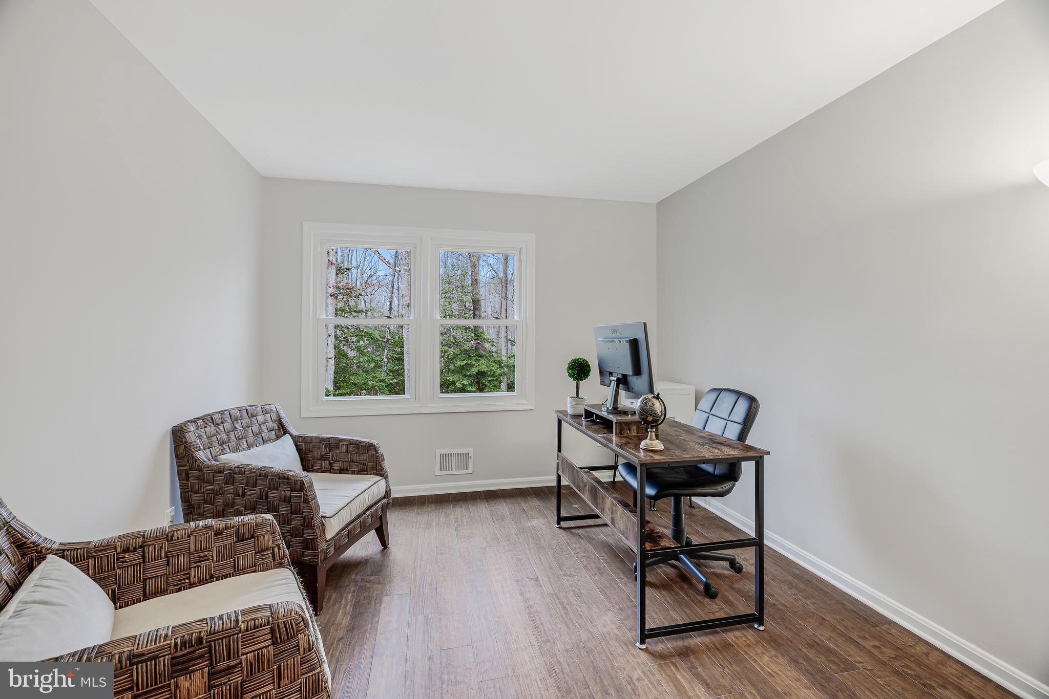 FOX MILL WOODS - Residential