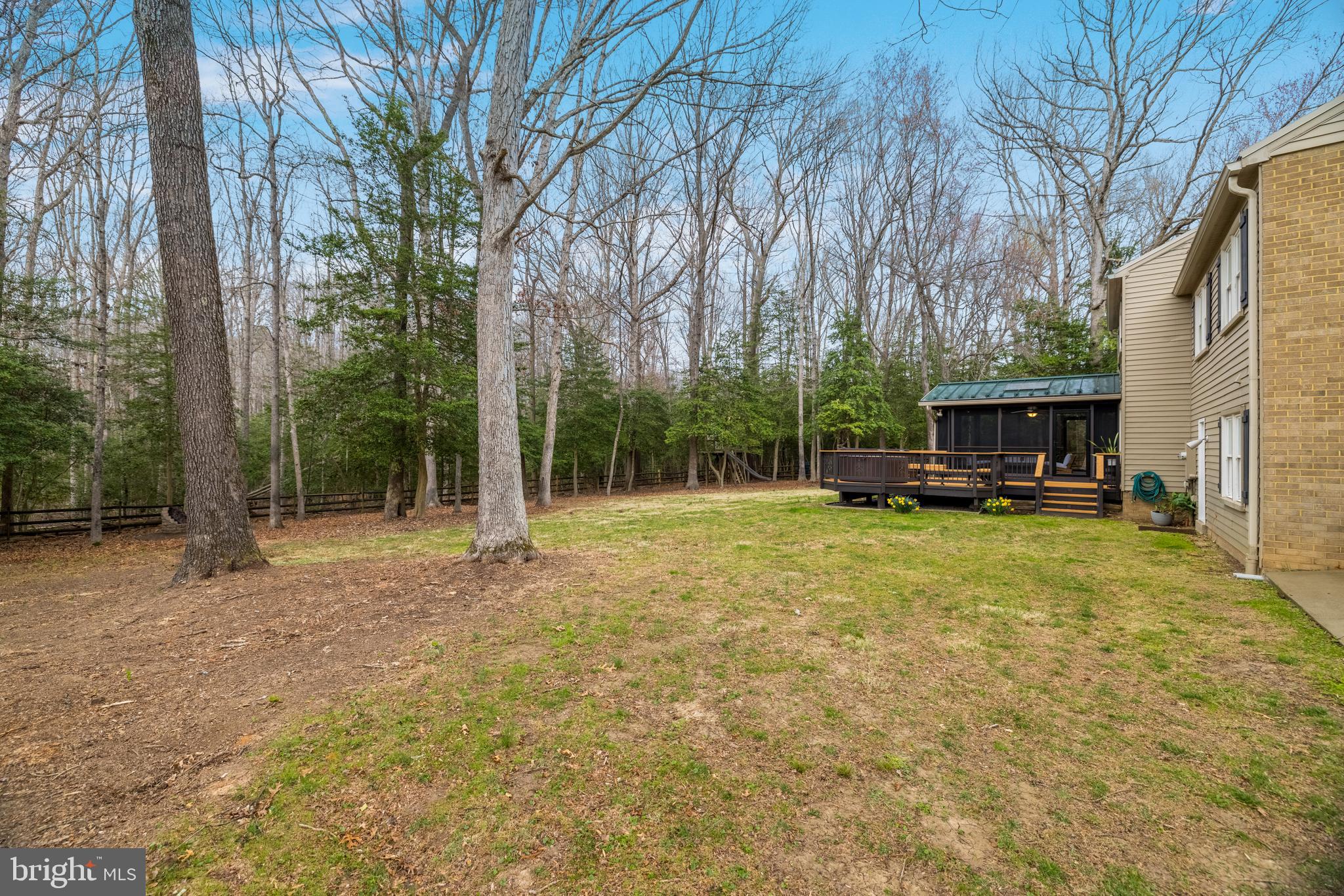 FOX MILL WOODS - Residential