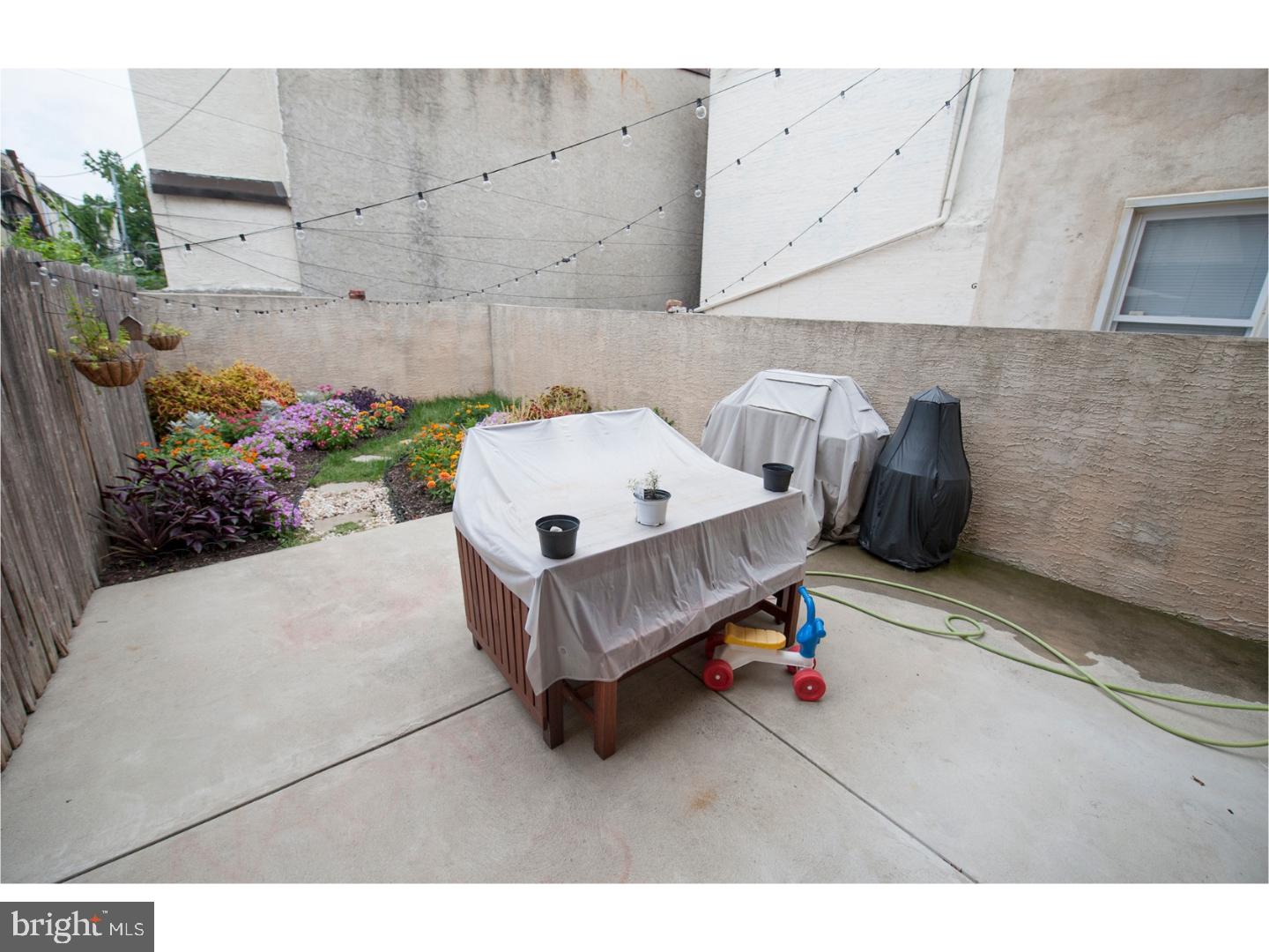 POINT BREEZE - Residential