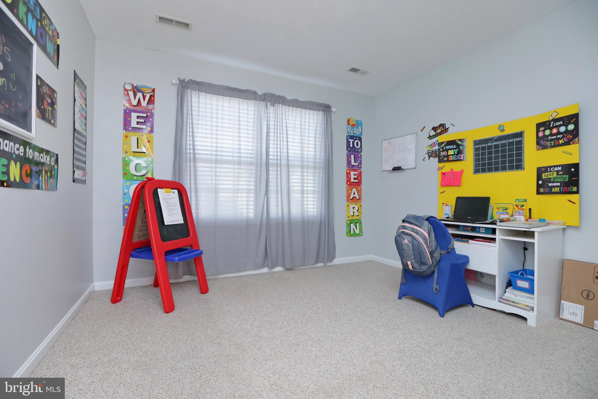 WESTBURY PUB - Residential