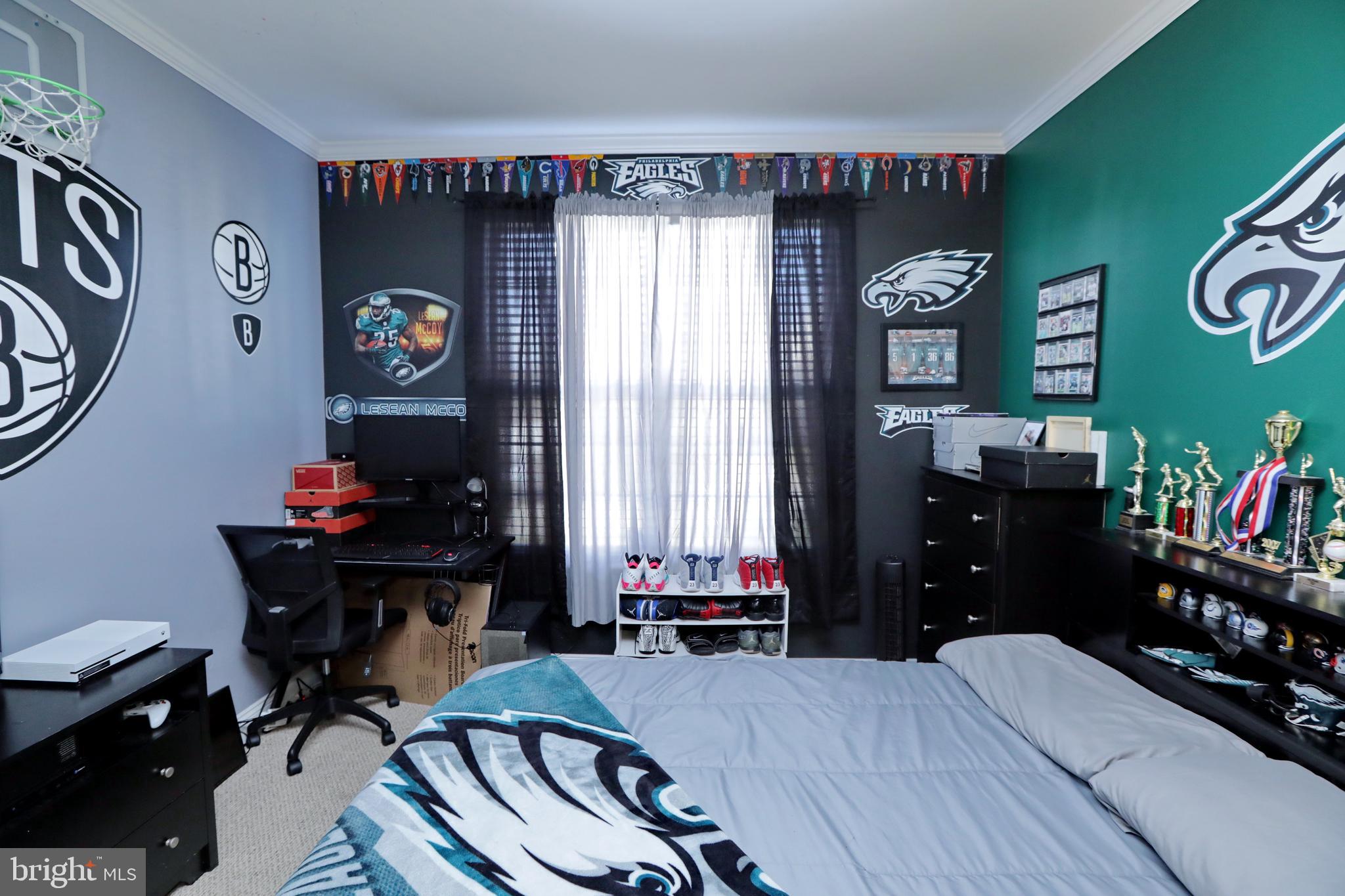 WESTBURY PUB - Residential