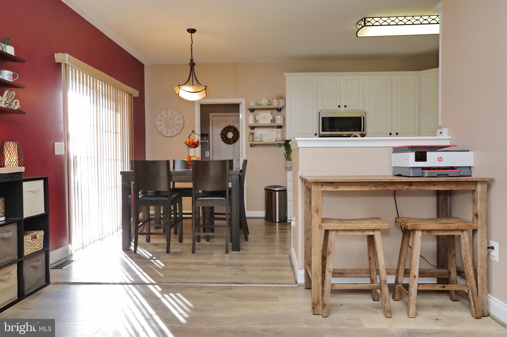 WESTBURY PUB - Residential