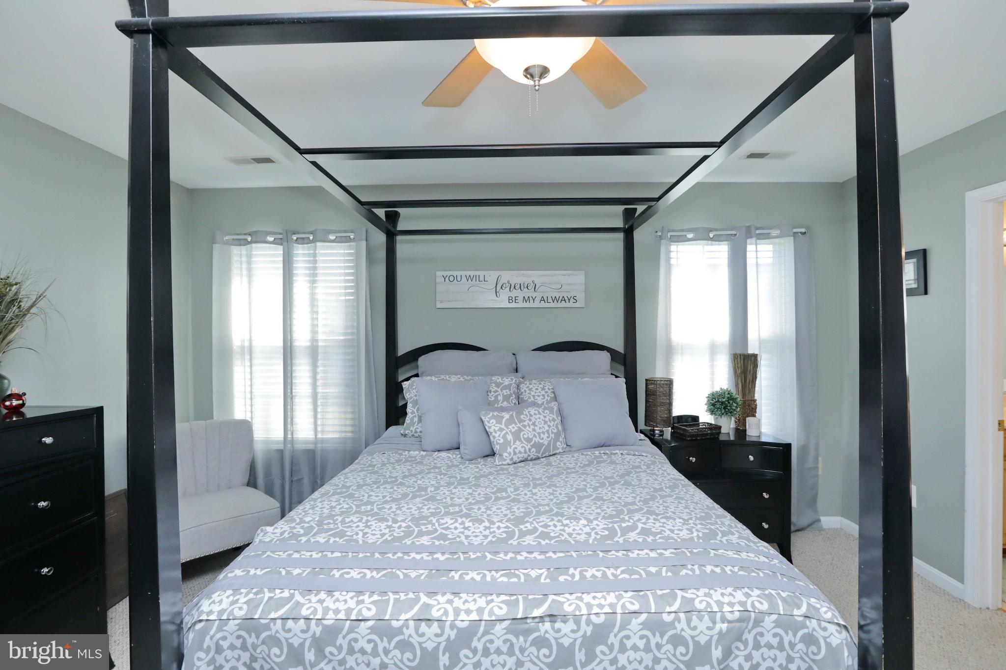 WESTBURY PUB - Residential