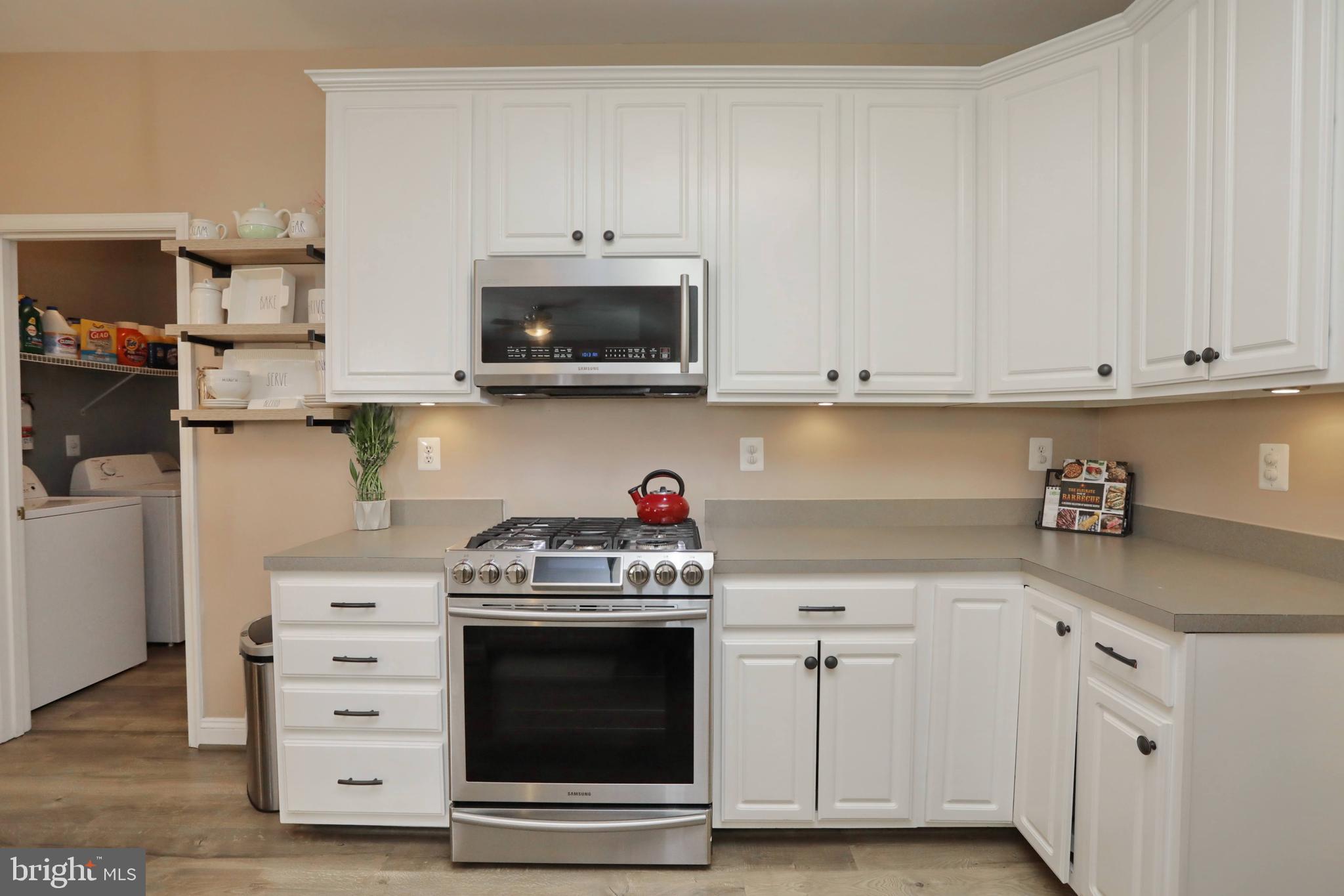 WESTBURY PUB - Residential