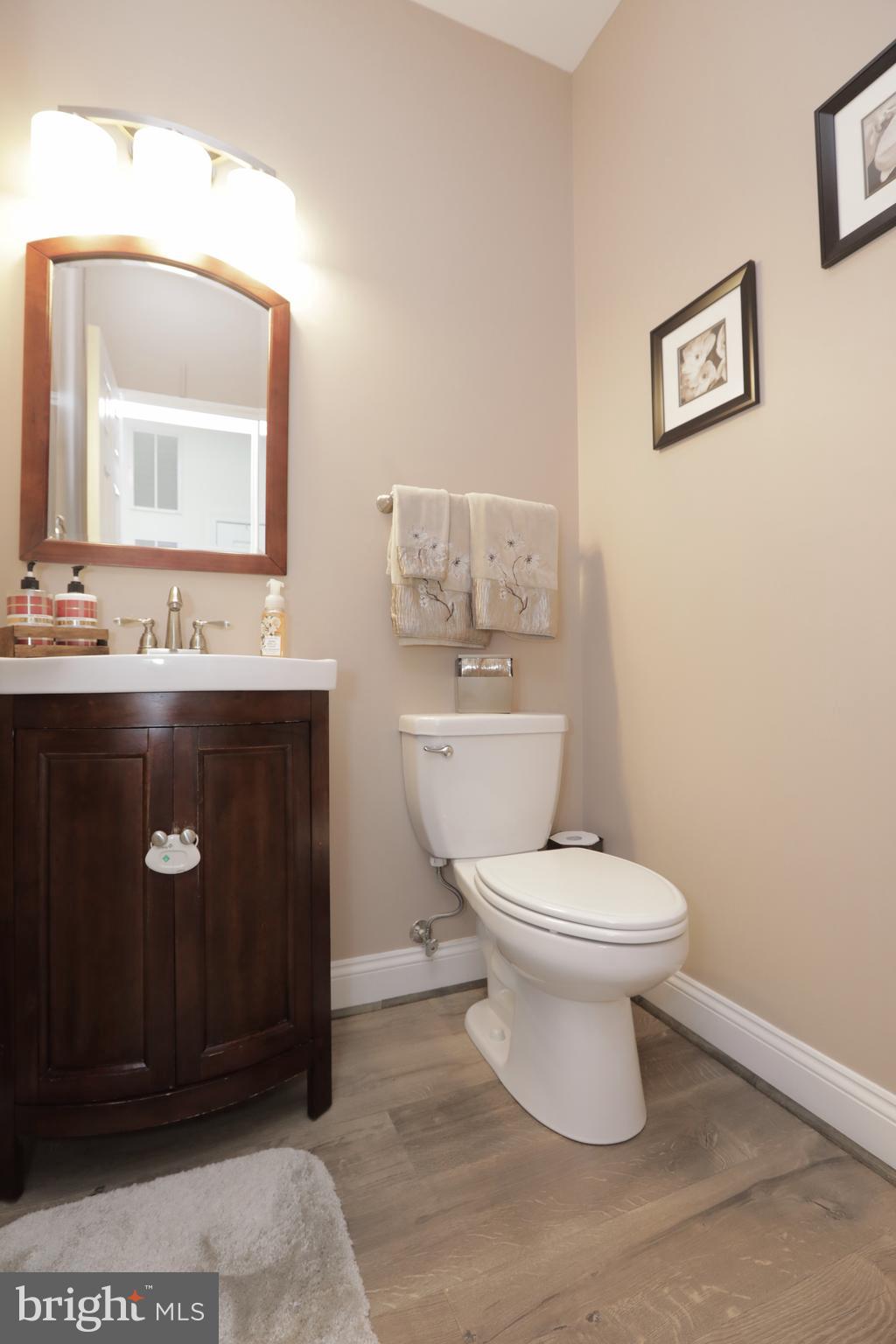 WESTBURY PUB - Residential