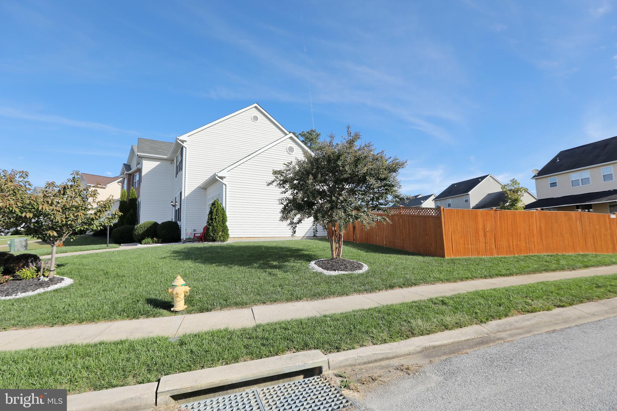 WESTBURY PUB - Residential