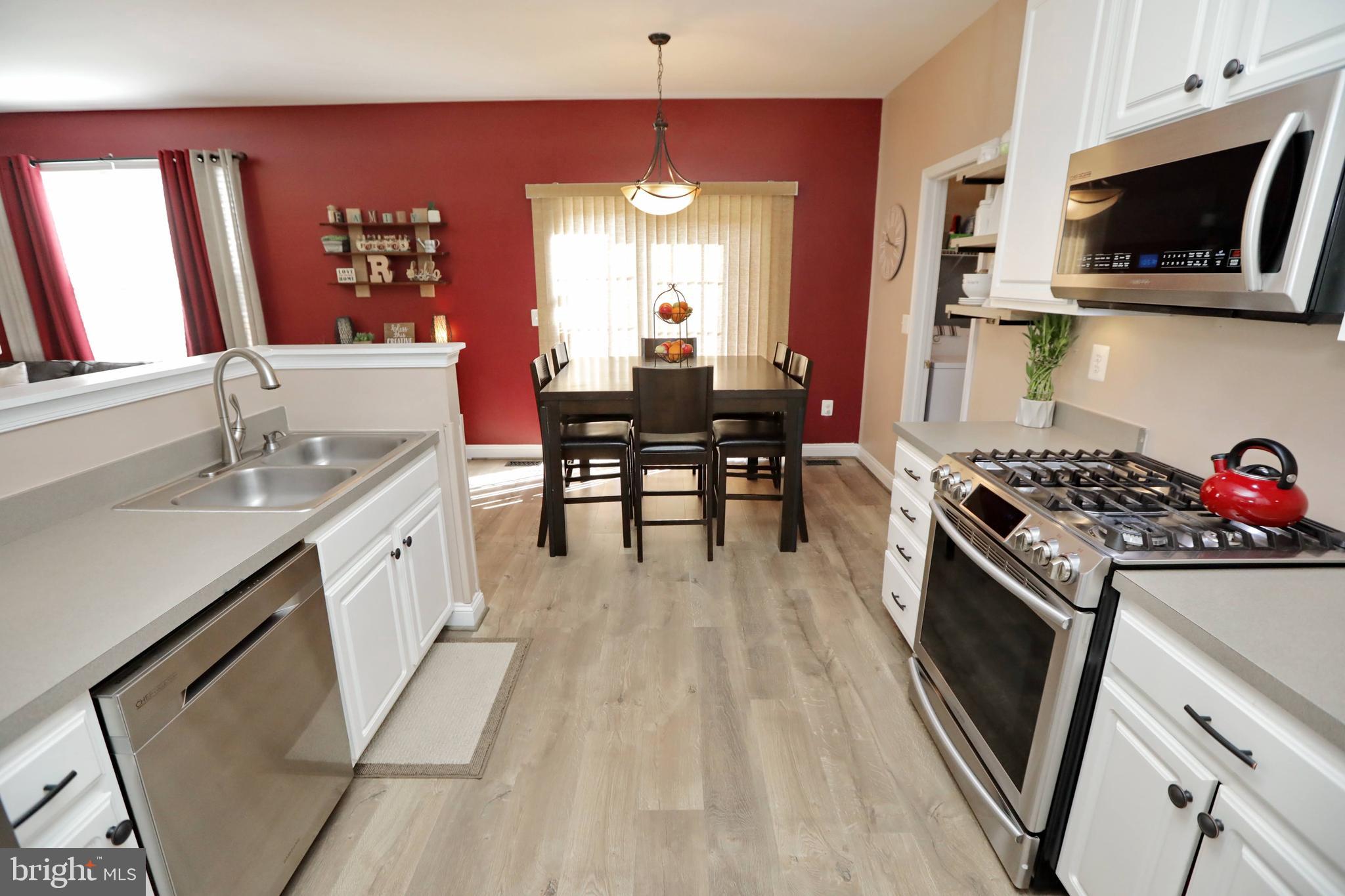 WESTBURY PUB - Residential