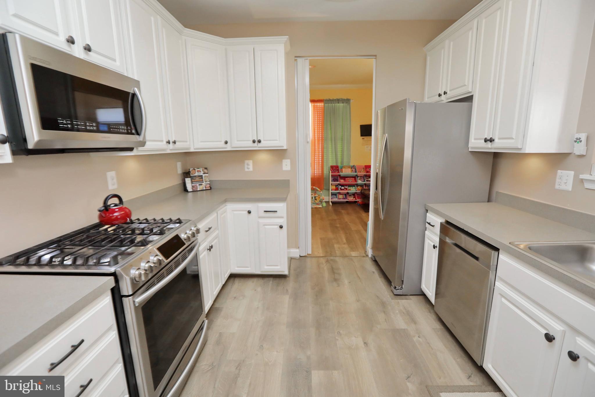 WESTBURY PUB - Residential