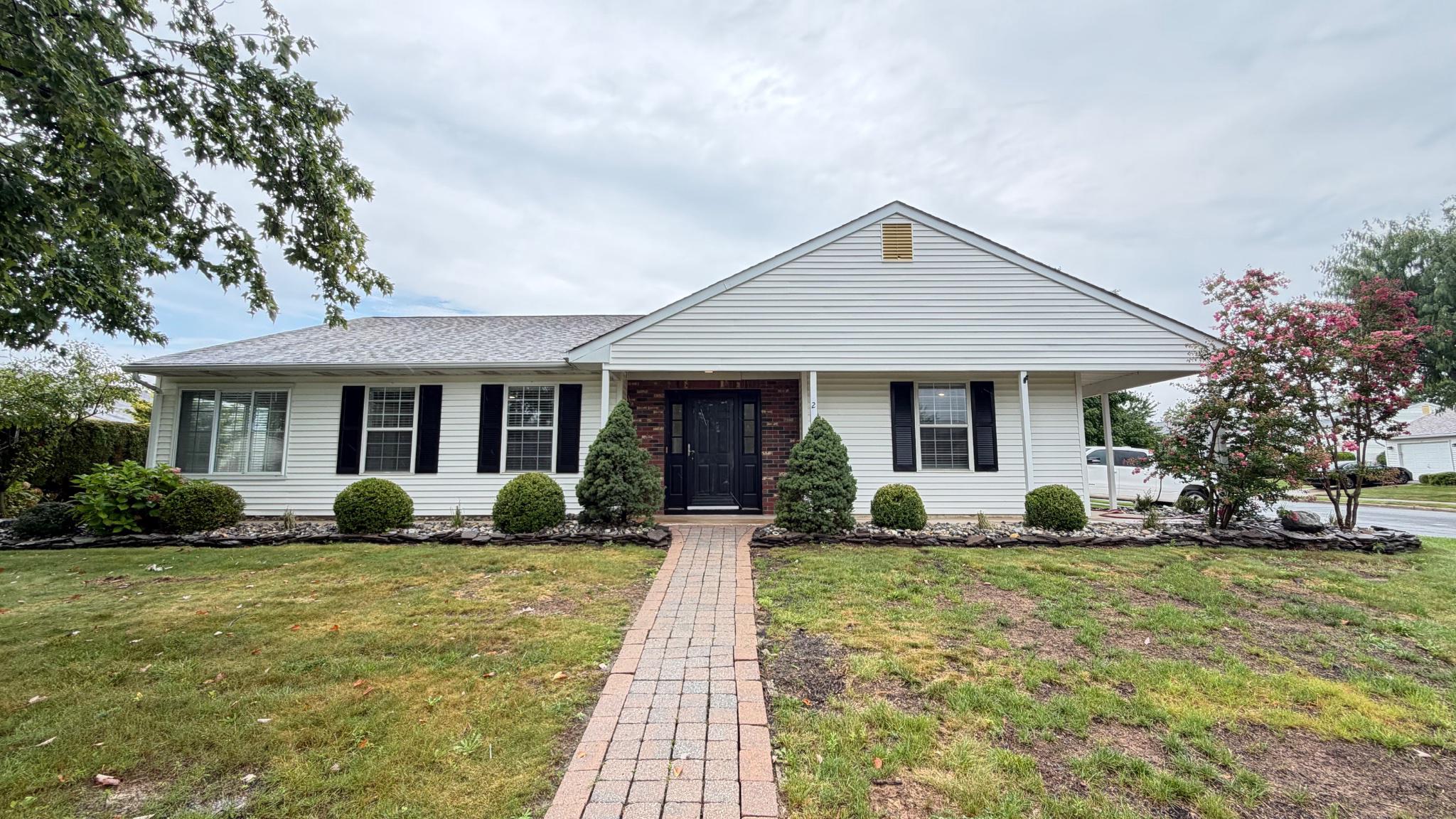 2 WINDMILL COURT