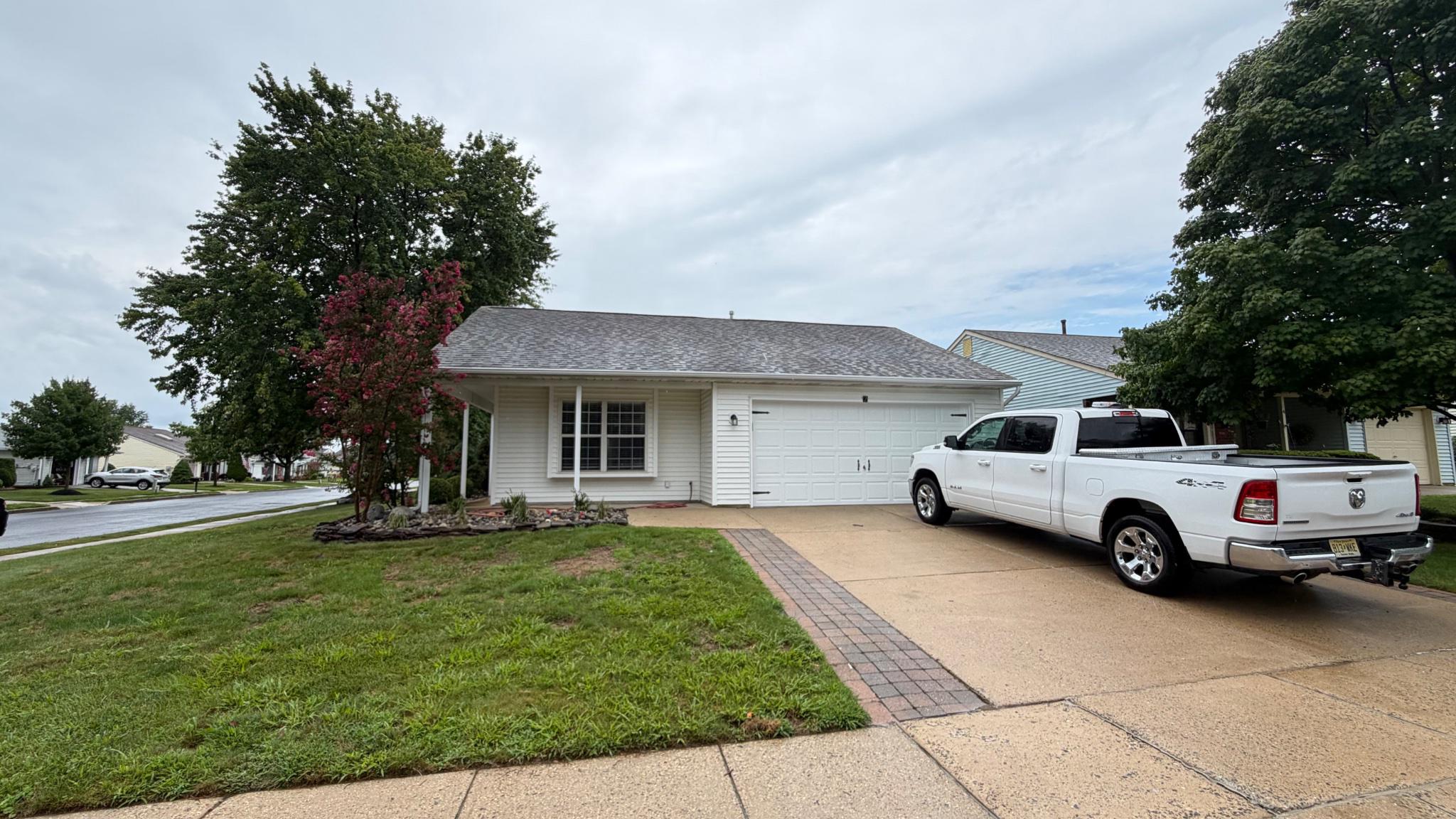 2 WINDMILL COURT