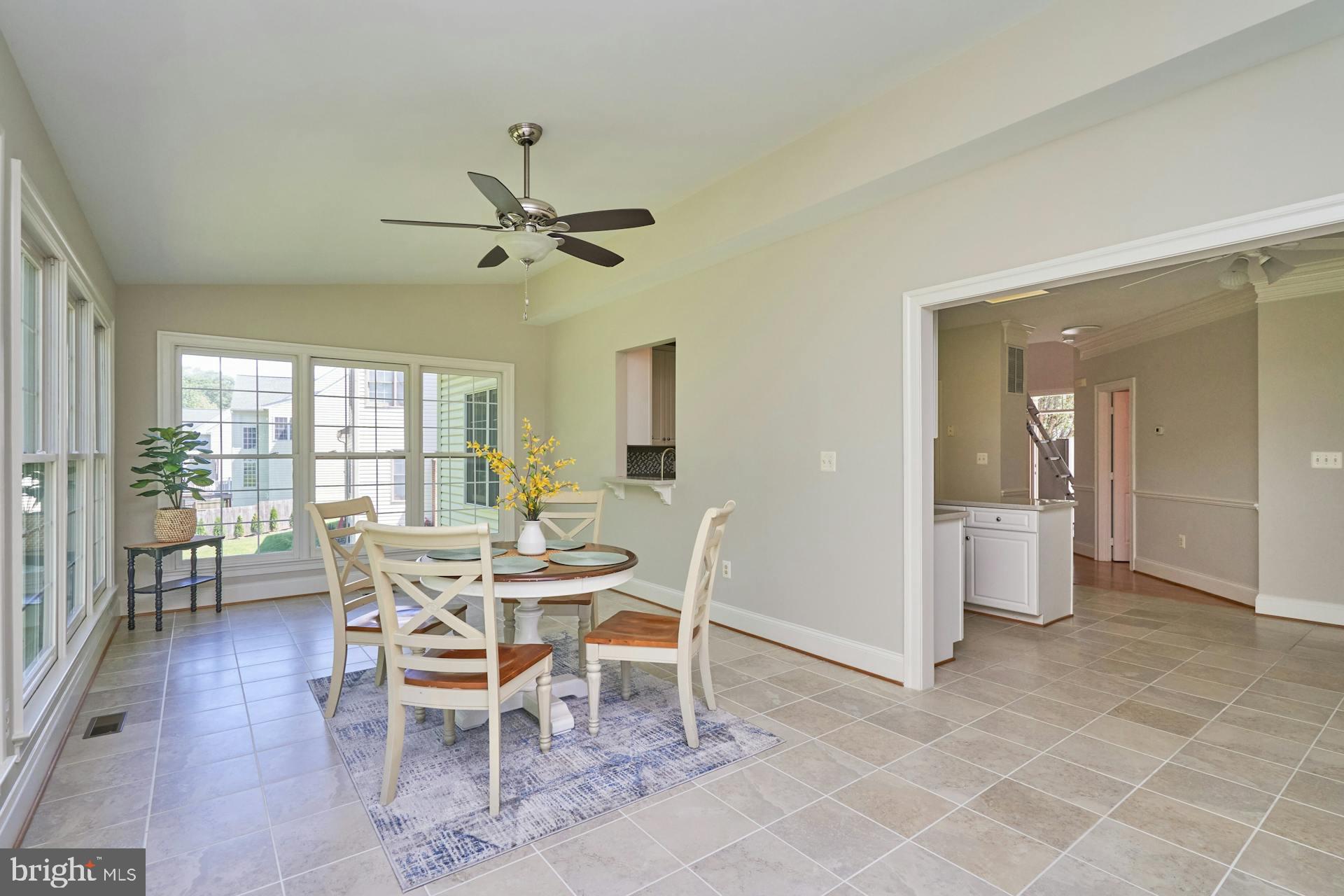 STONEWALL MANOR - Residential