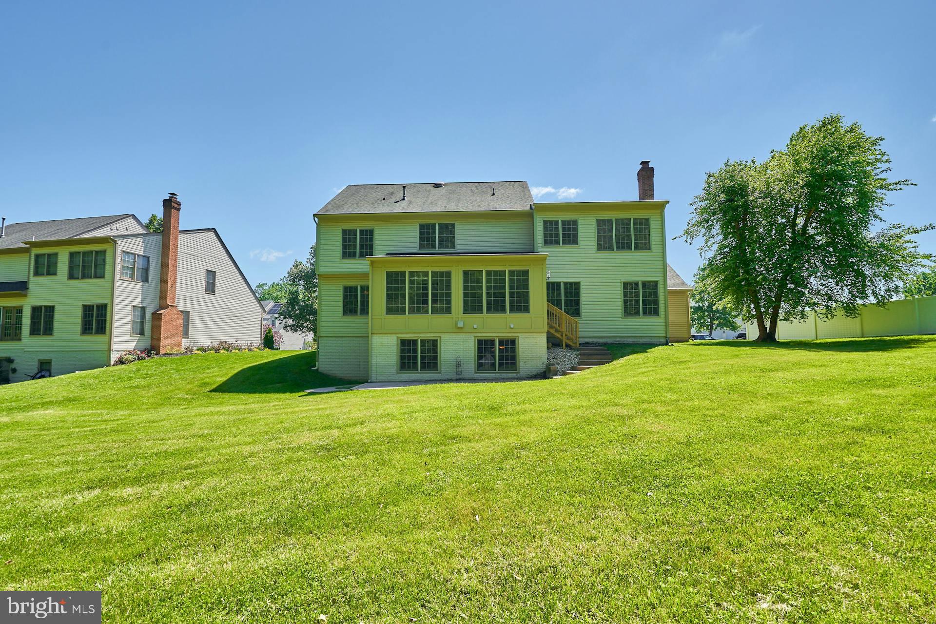 STONEWALL MANOR - Residential