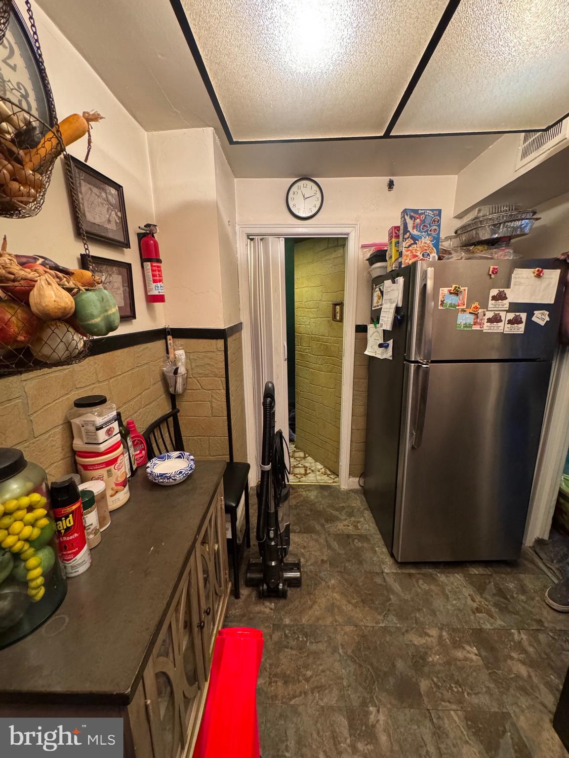 WEST OAK LANE - Residential