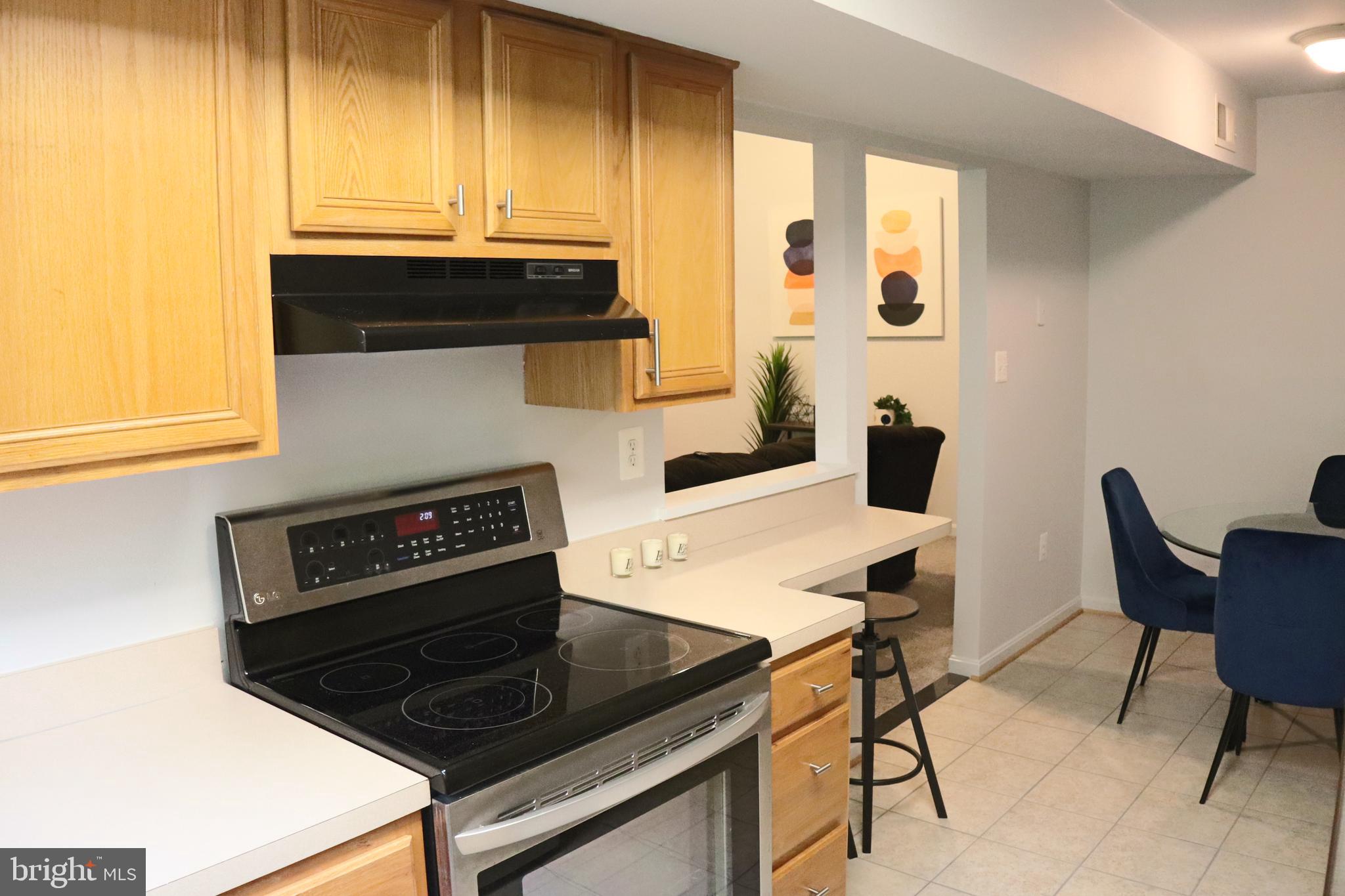 LAKE RIDGE - Residential