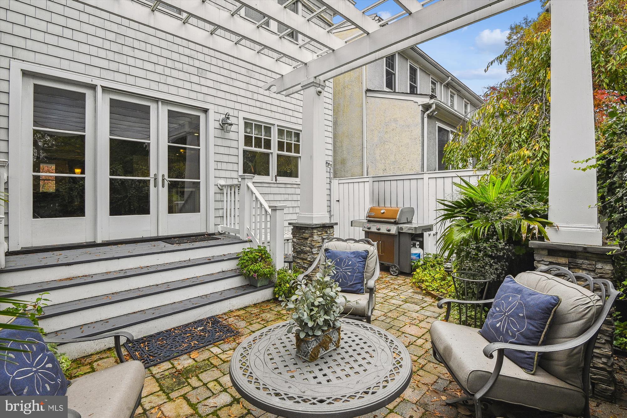 HISTORIC DISTRICT - Residential