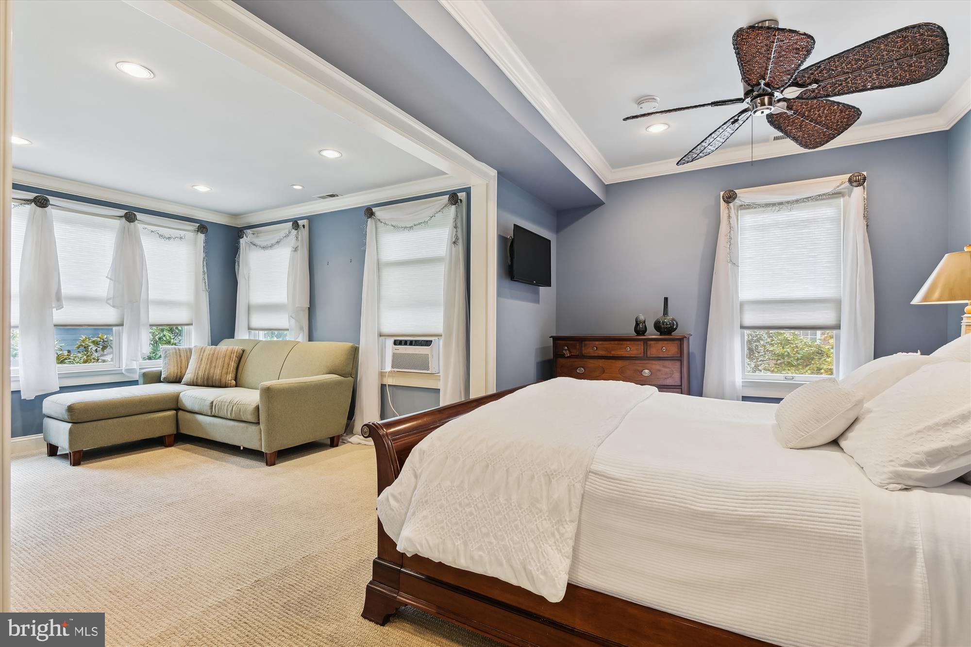 HISTORIC DISTRICT - Residential