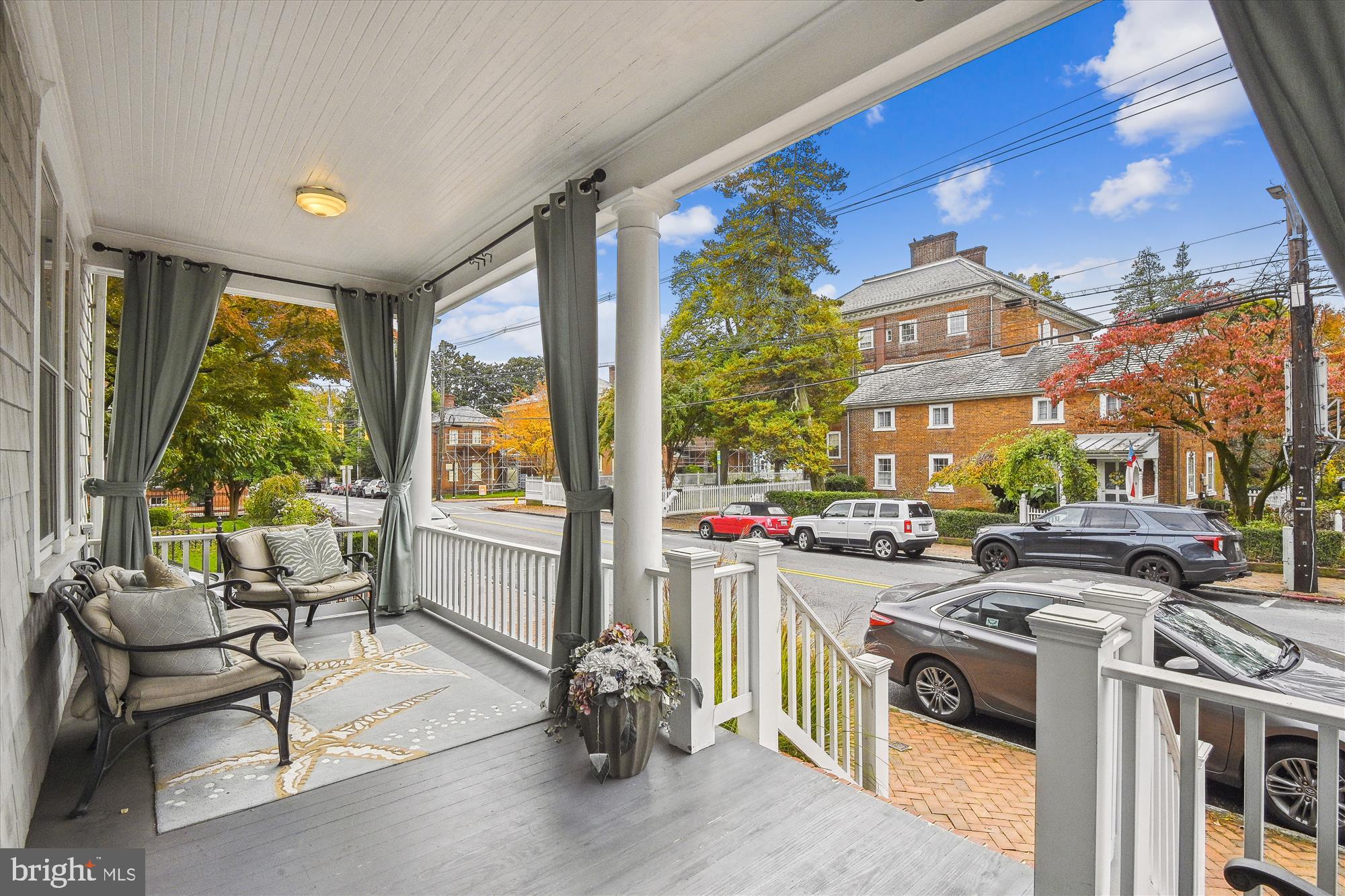 HISTORIC DISTRICT - Residential