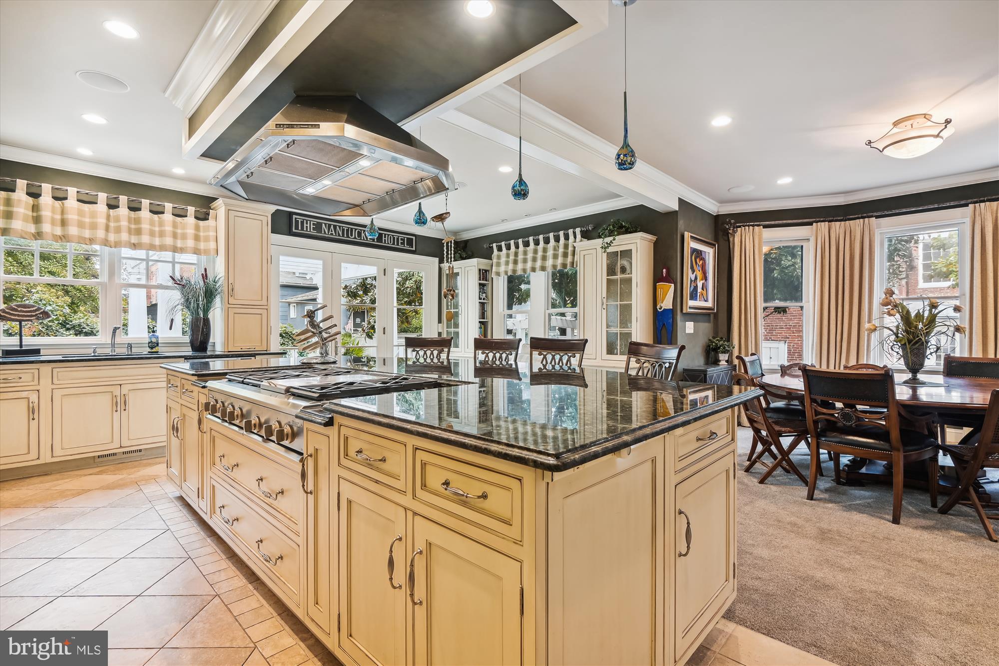 HISTORIC DISTRICT - Residential