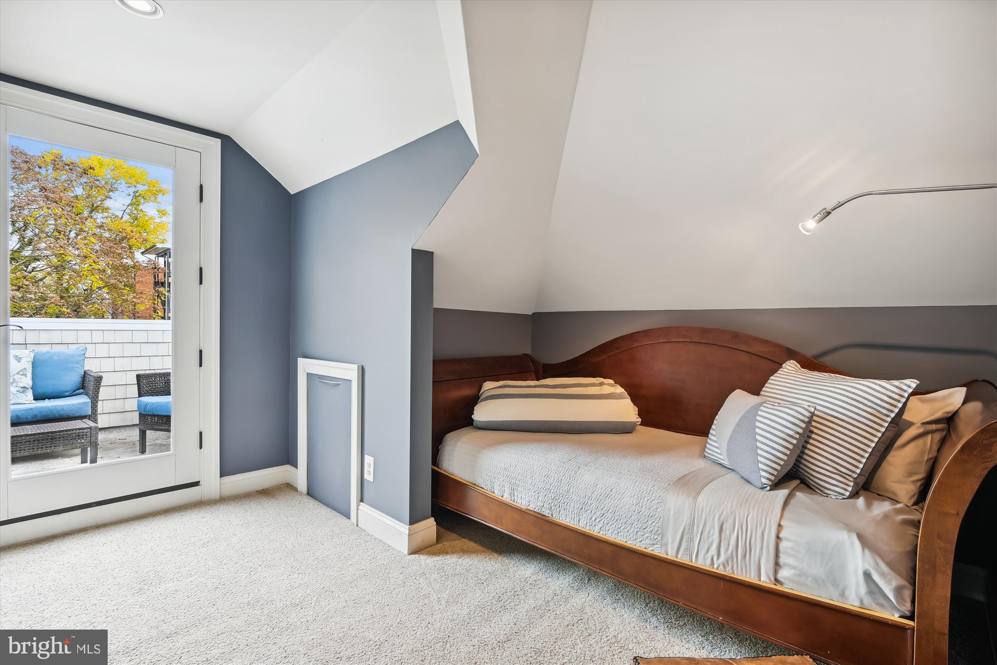 HISTORIC DISTRICT - Residential