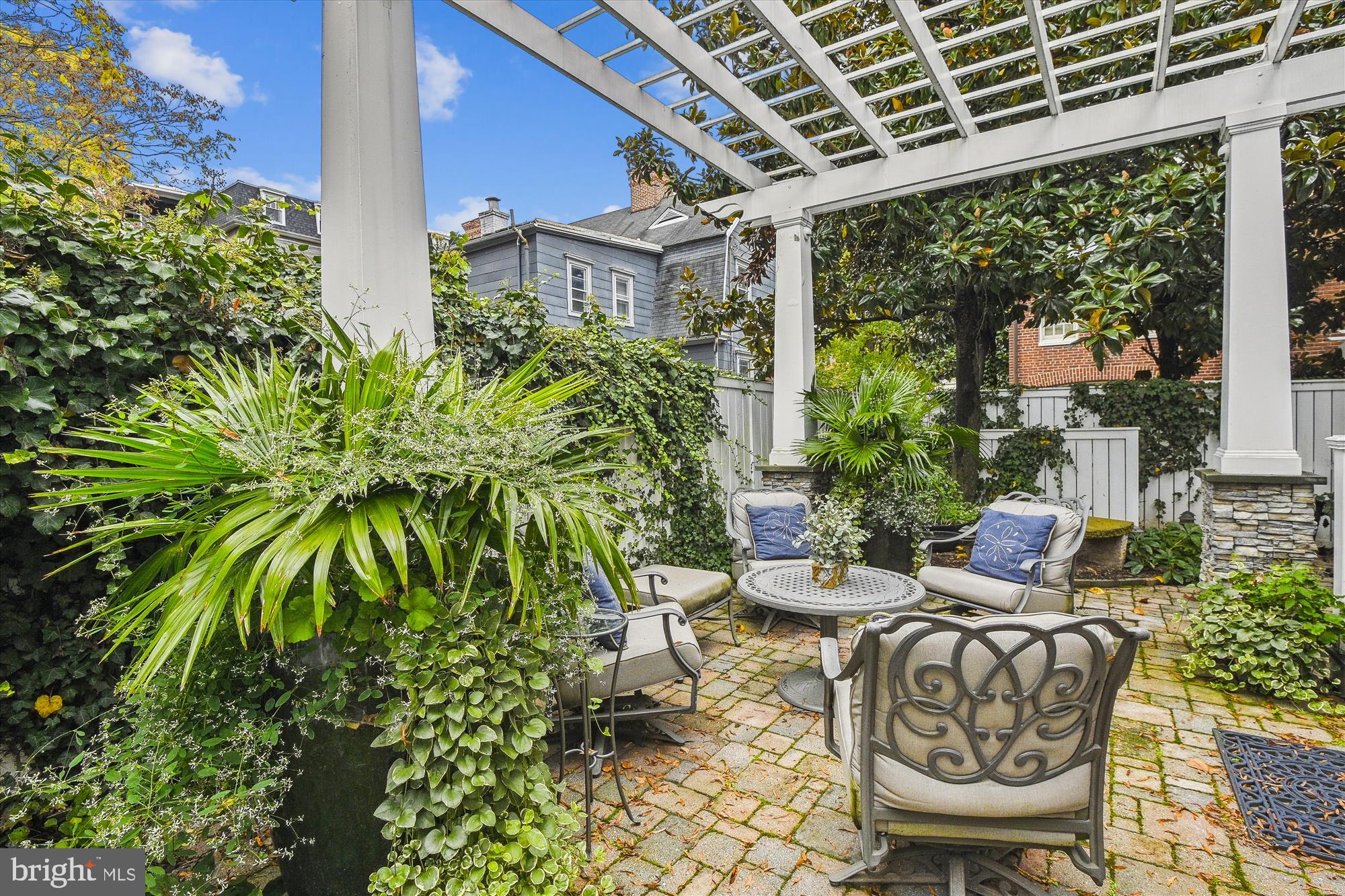 HISTORIC DISTRICT - Residential