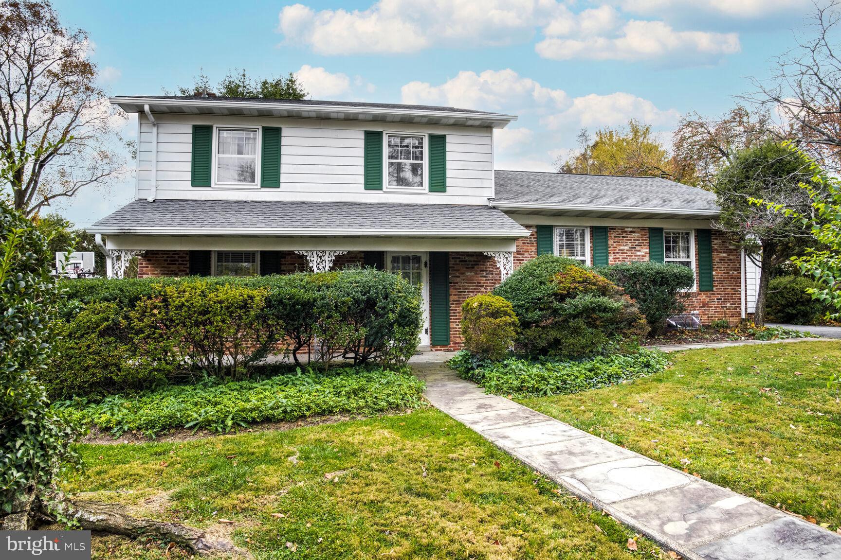 ALTA VISTA - Residential