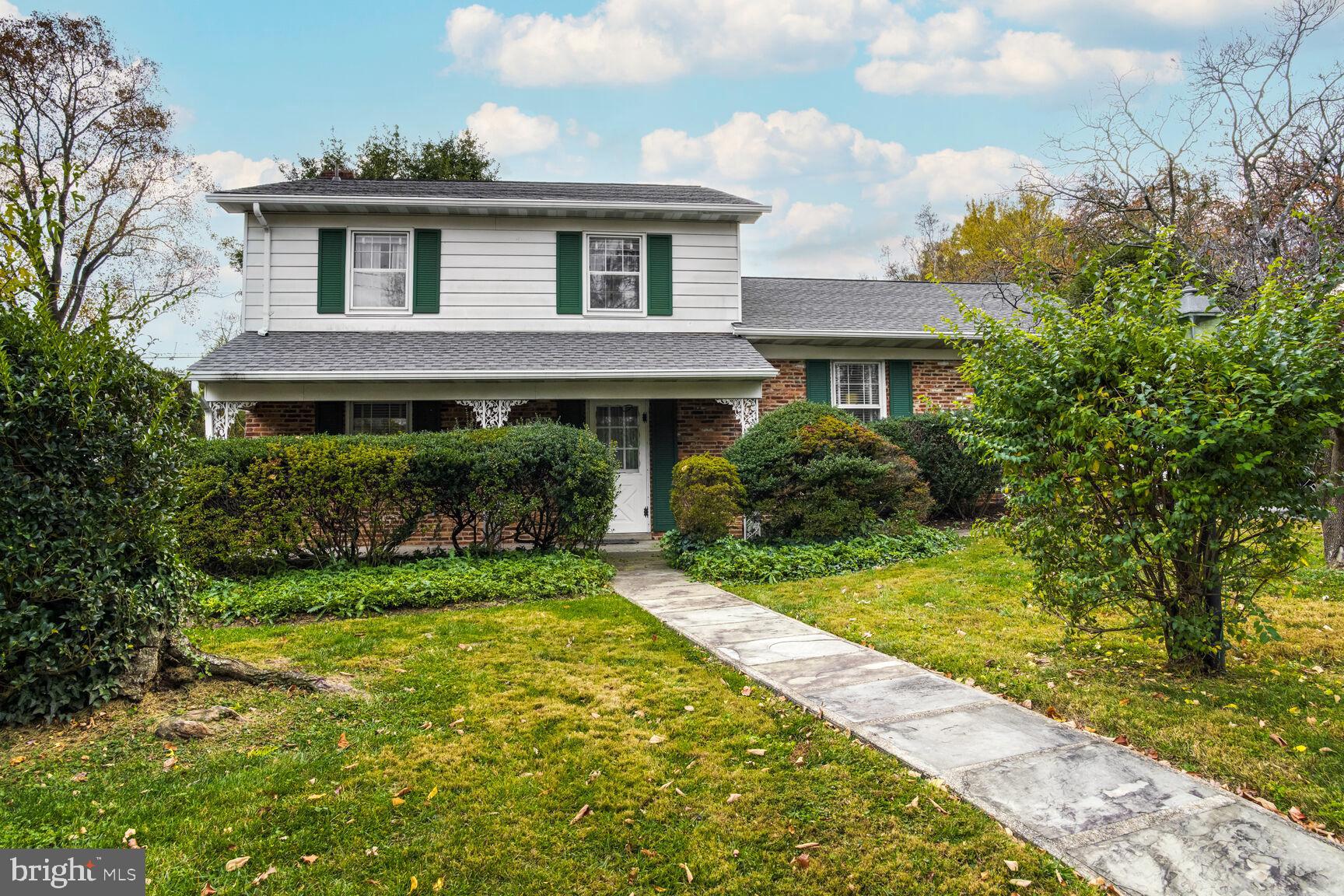 ALTA VISTA - Residential