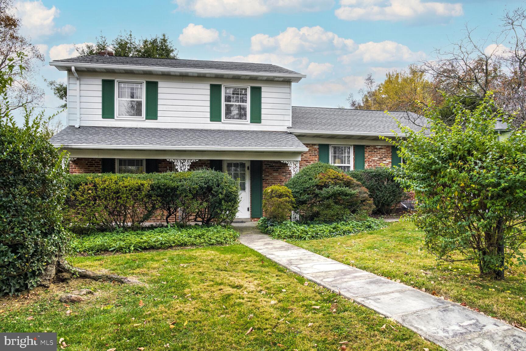 ALTA VISTA - Residential